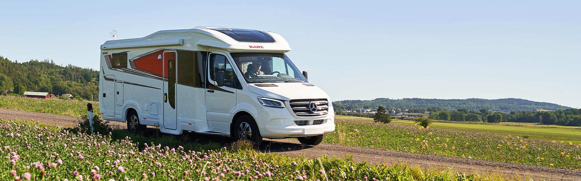 <img class="hidden-xs" src="https://www.kabe.se/images/extra/se/logo-slider.png" class="img-responsive" alt="NIBO Caravan"/>
<span class="visible-xs">NIBO Caravan</span>