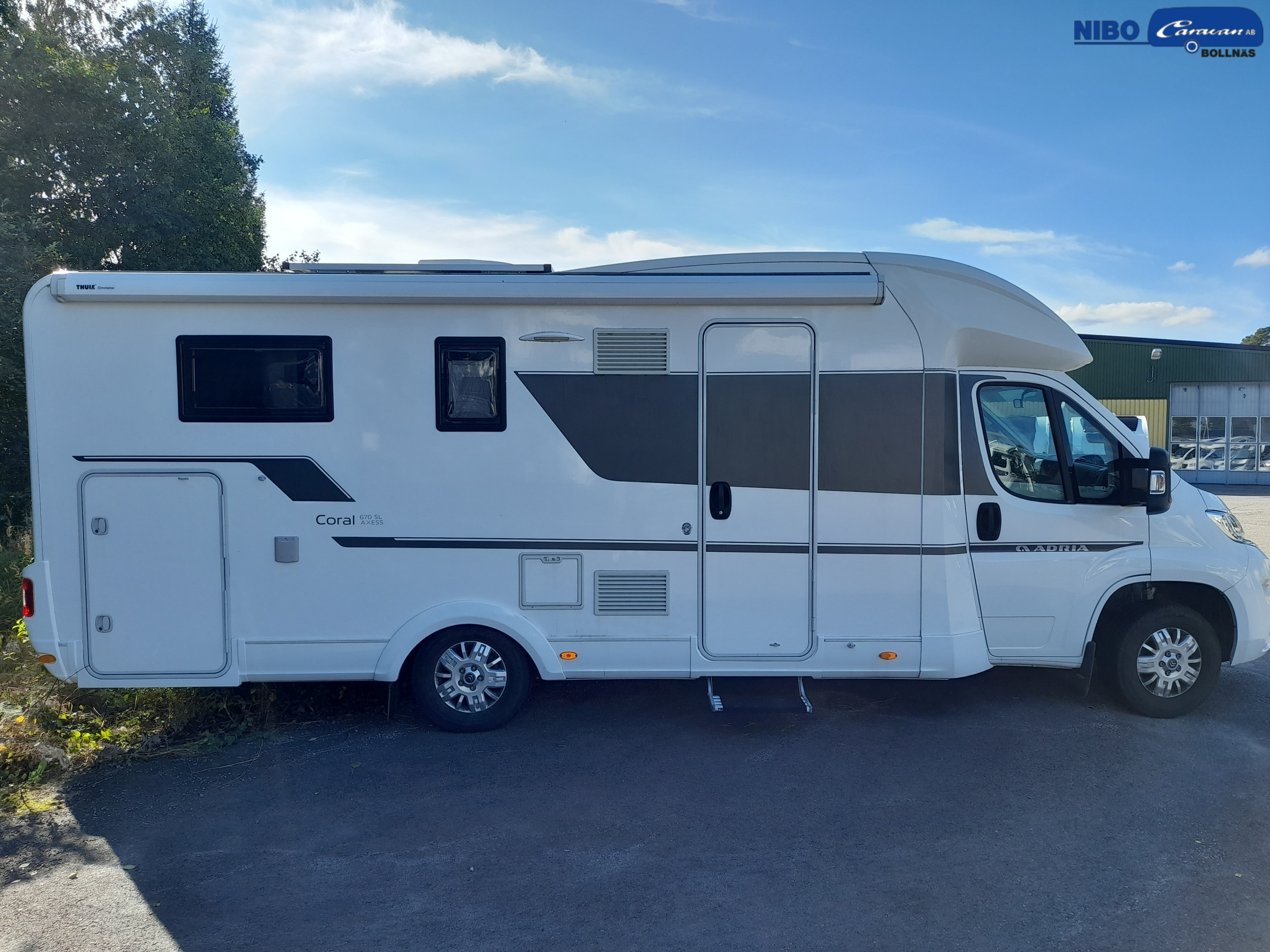 Adria CORAL S 670SL (ring innan visning, bilen är ej på plats) - Adria