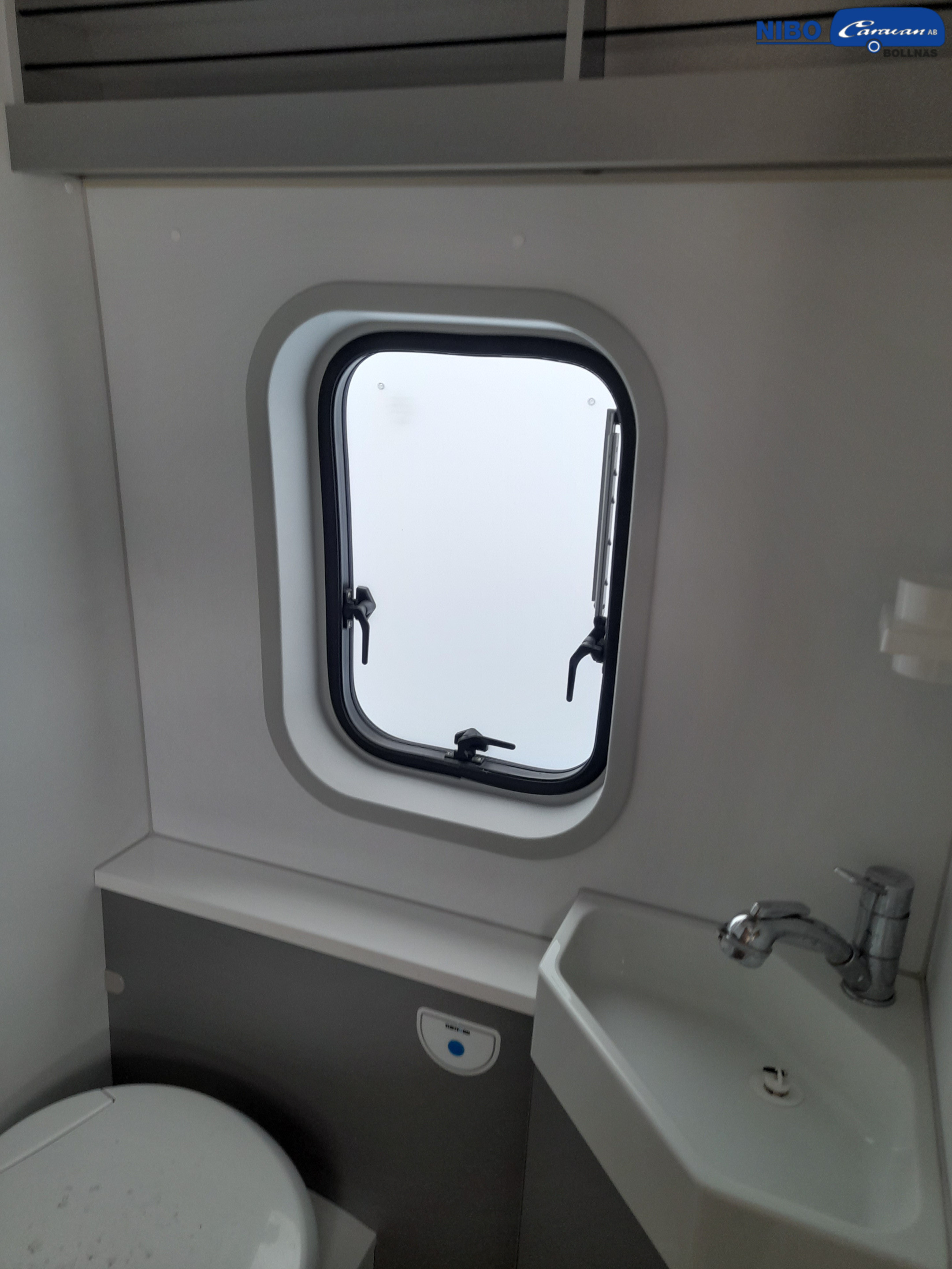 Adria TWIN   640 SL - Adria