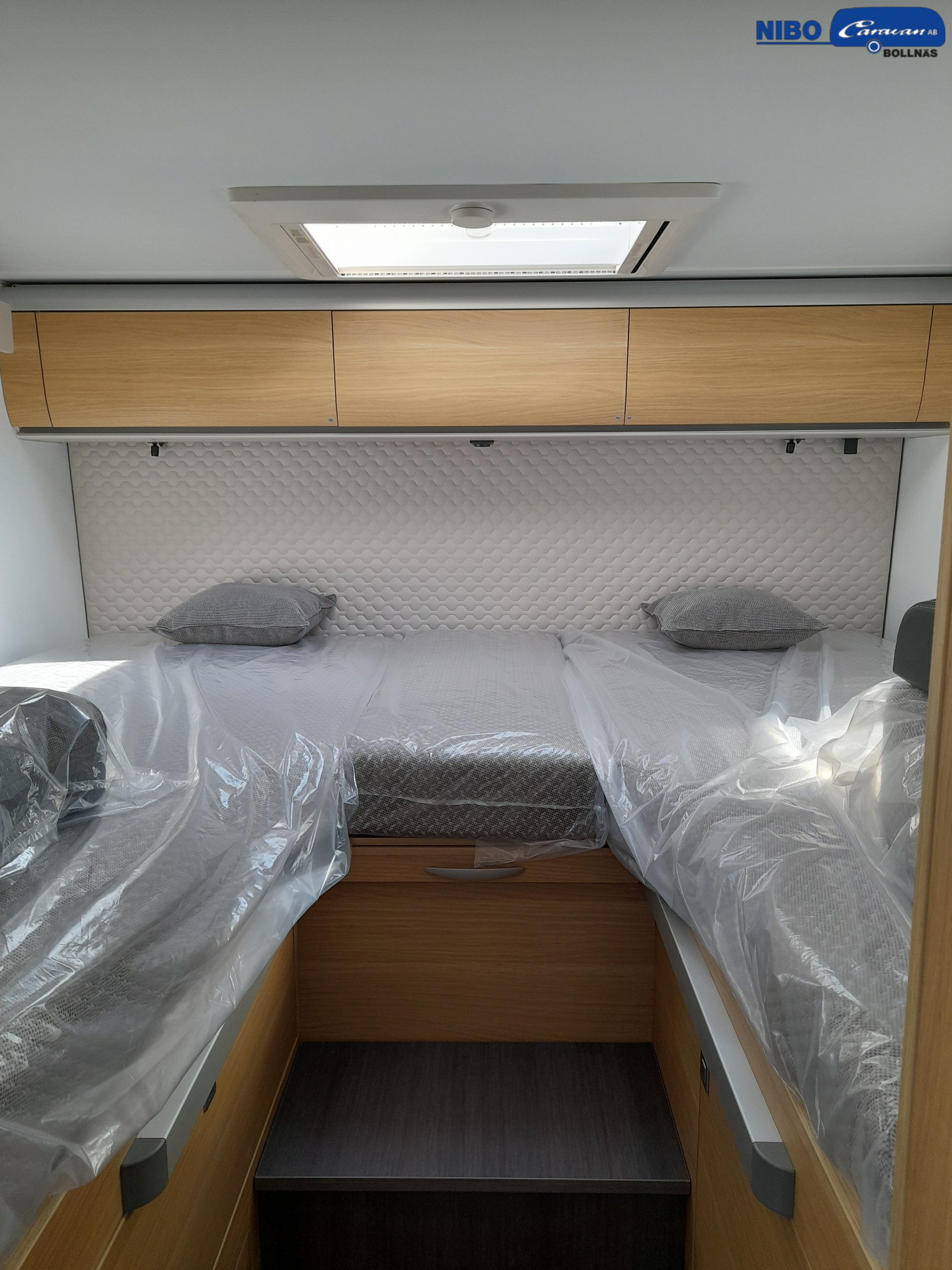 Adria MATRIX PLUS 670 DL - Fiat MultiJet3 140HP (103kW) HD 43H - Adria