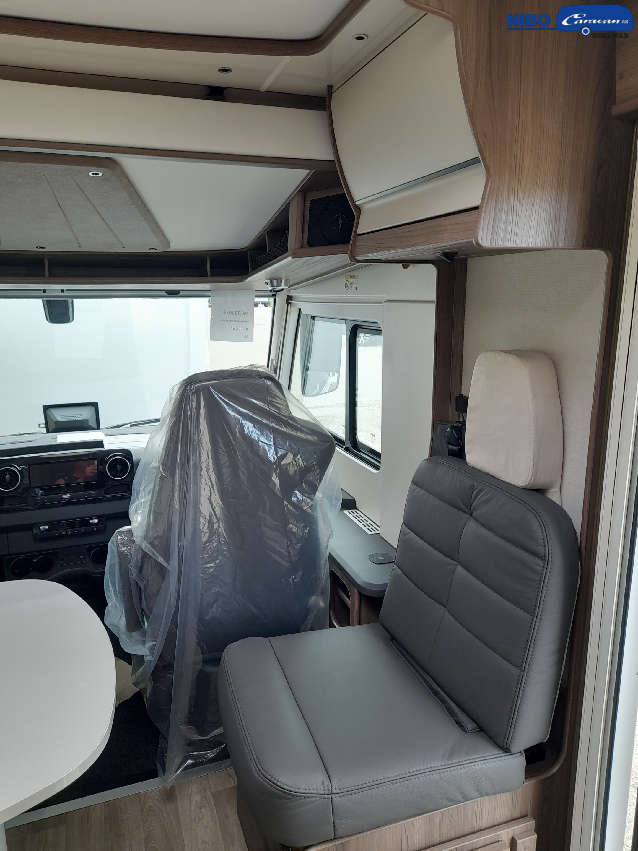 KABE Travel Master Intergrated 790 Imperial LQB - KABE