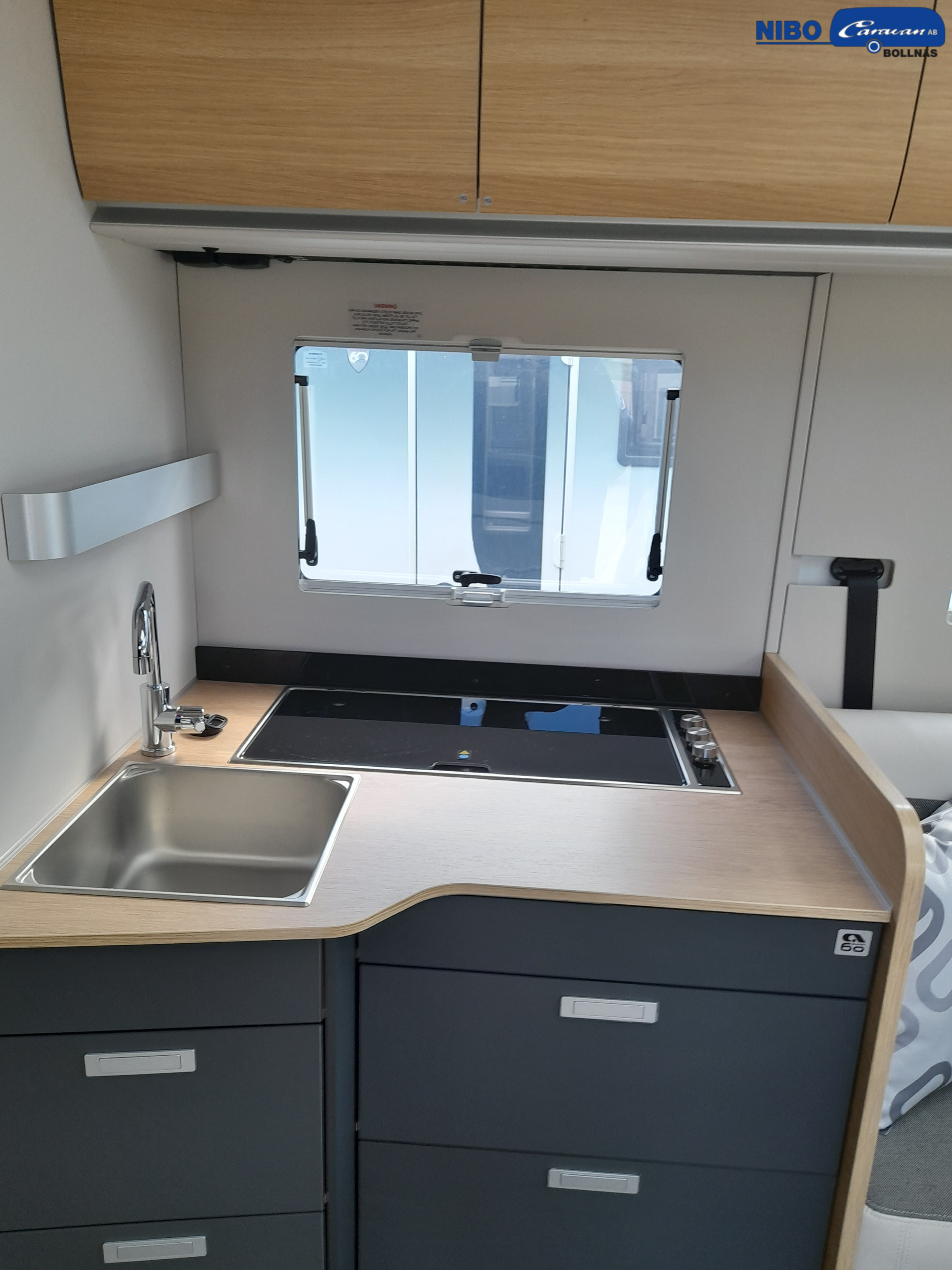 Adria CORAL 670 DL 60Y - Fiat MultiJet3 140HP (103kW) HD 35L - Adria