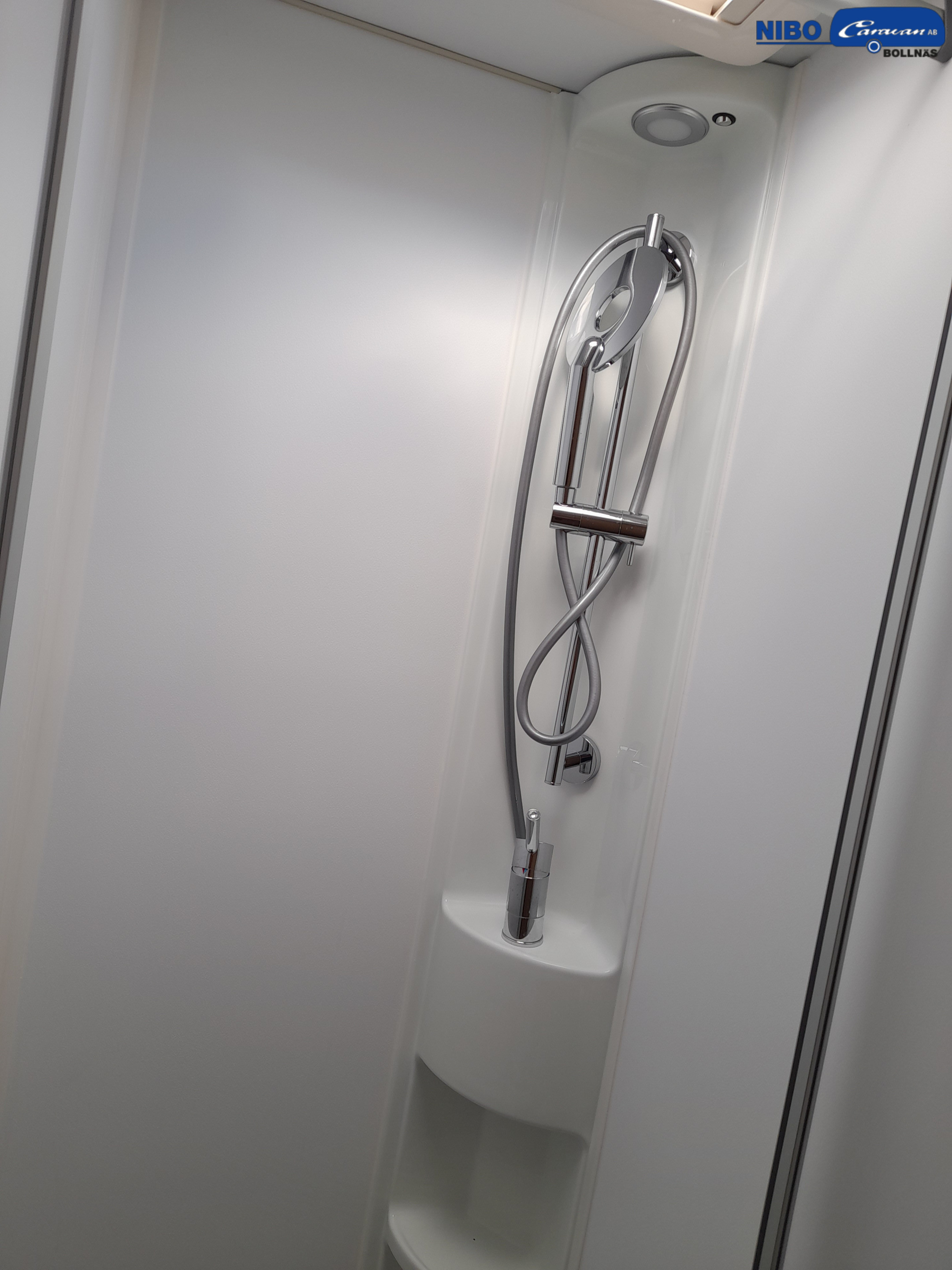 Adria CORAL 670 DL 60Y - Fiat MultiJet3 140HP (103kW) HD 35L - Adria