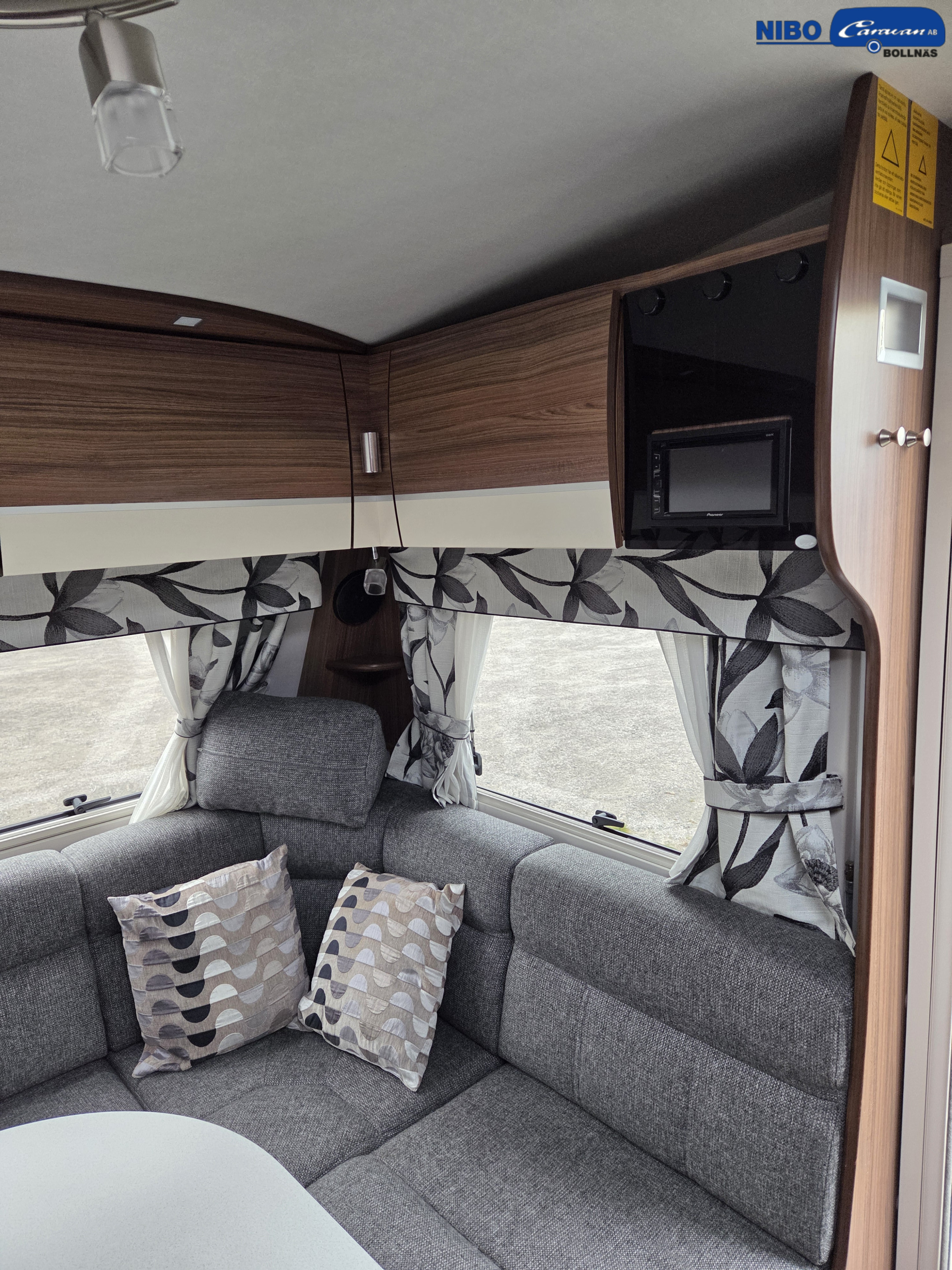 Polar 590 LB - Polar