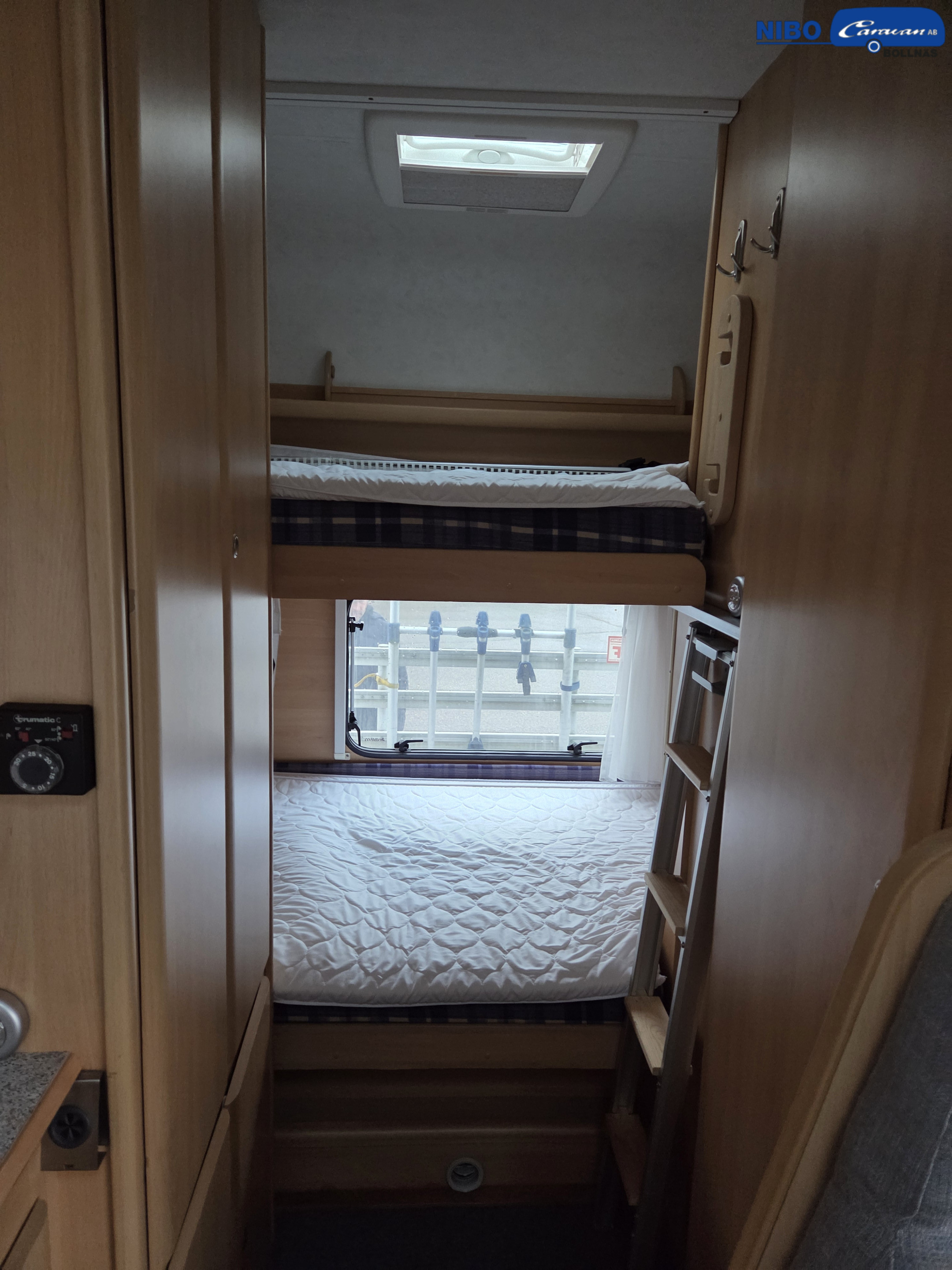 Dethleffs FIAT A5880 (Våningssäng) - Dethleffs