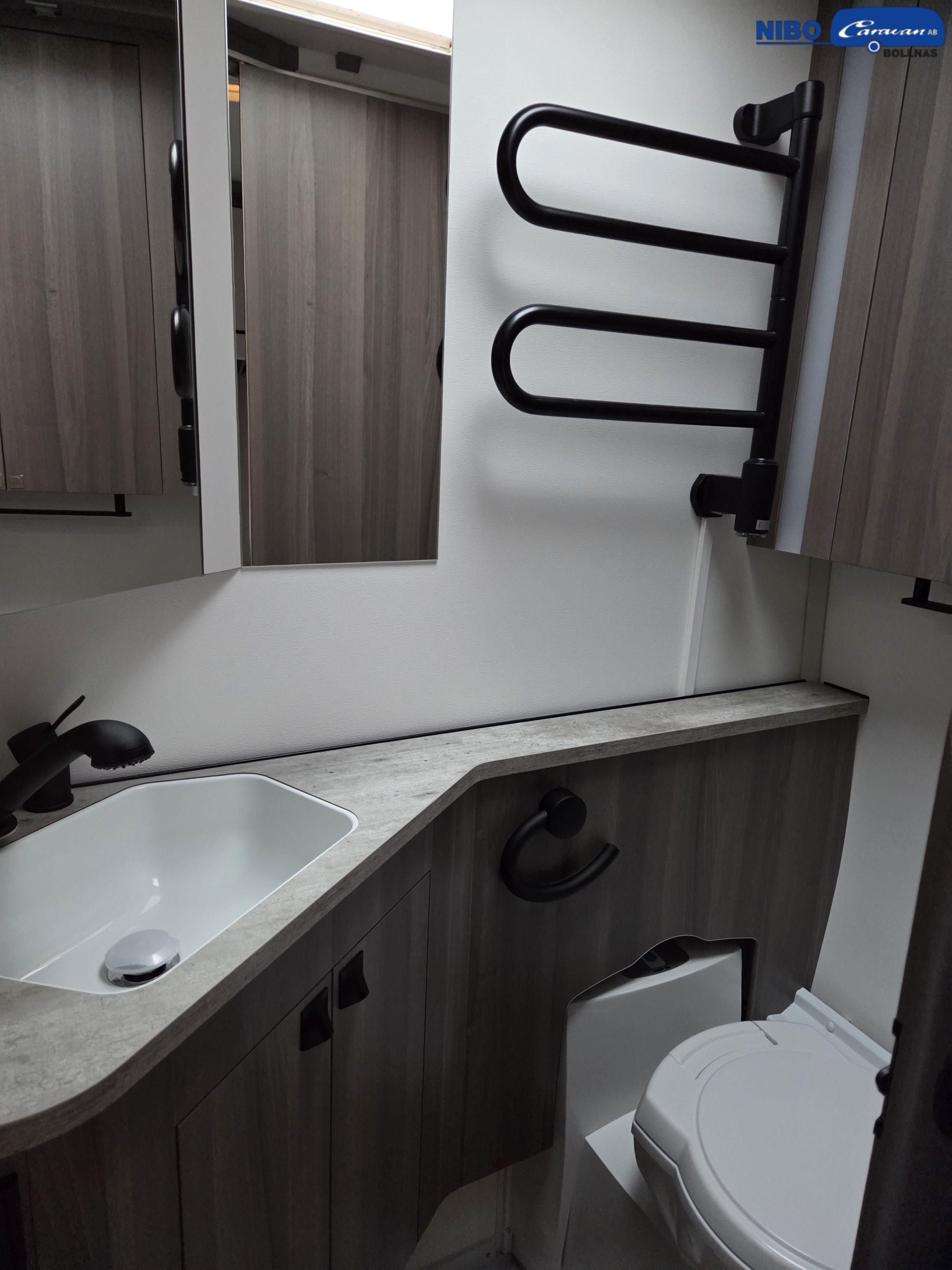 KABE ESTATE 470 XL - KABE