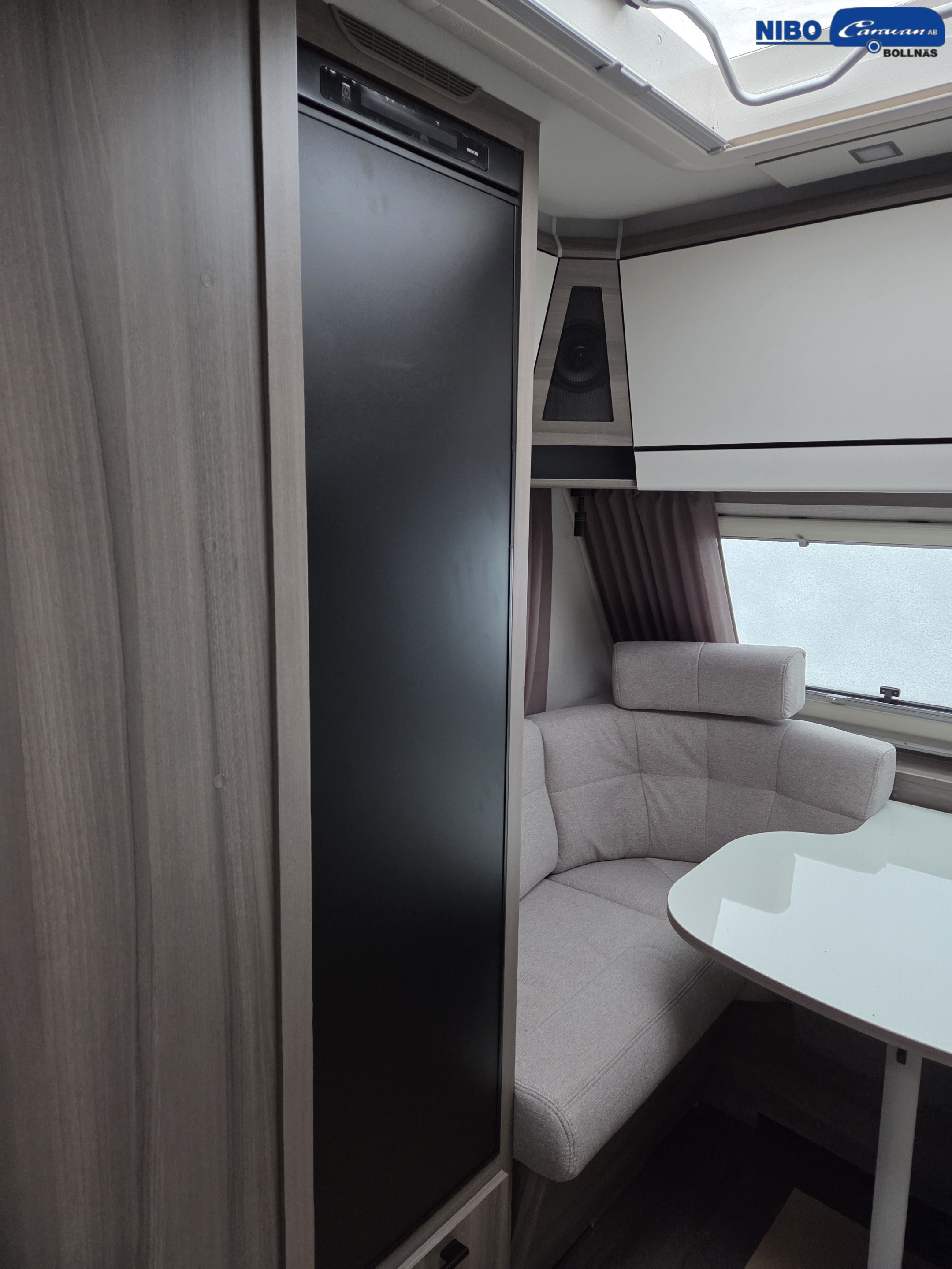 KABE ESTATE 470 GLE - KABE