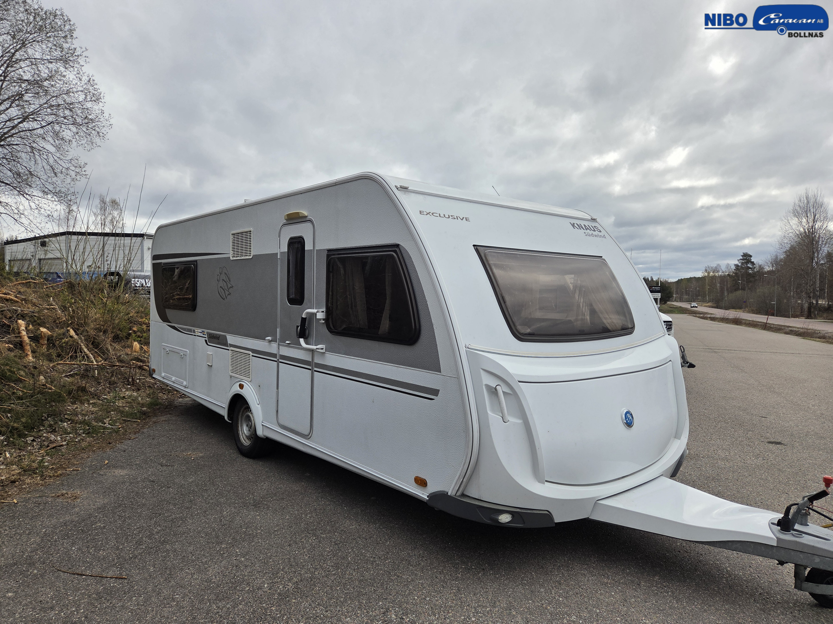 W08 Exklusive 590 UE - Knaus