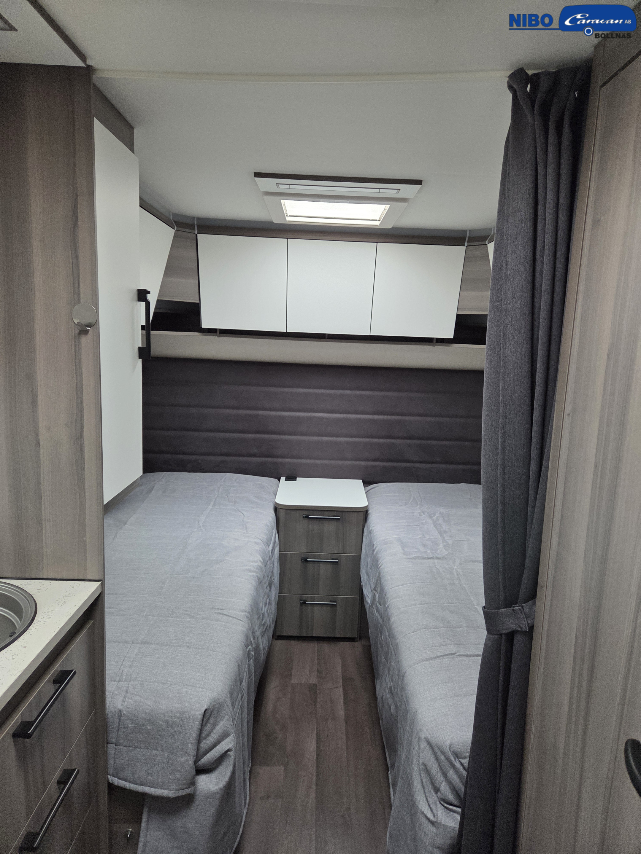KABE ESTATE 470 GLE - KABE