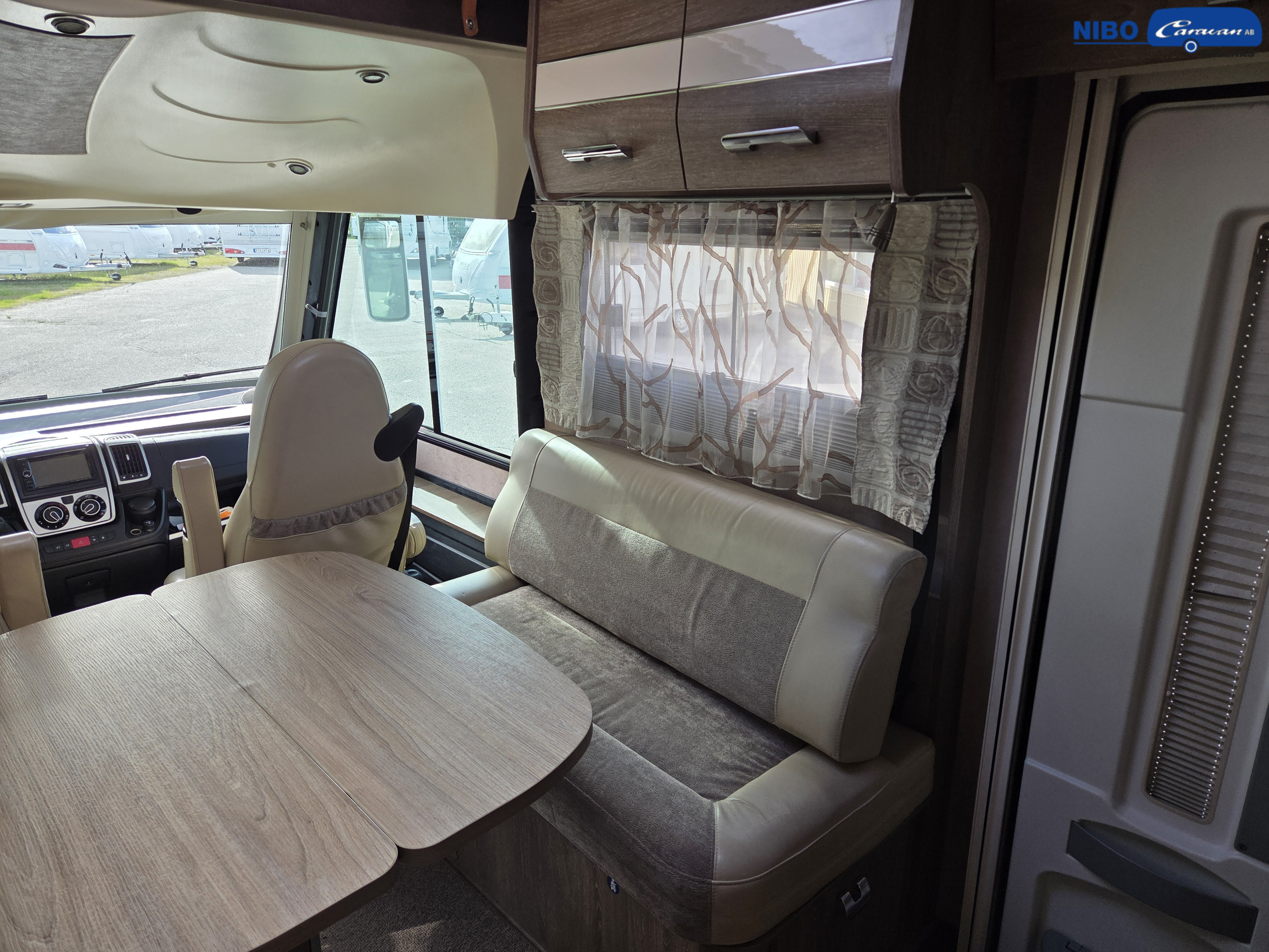 Pilote LE VOYAGEUR 853 PREMIUM CLASS - Pilote