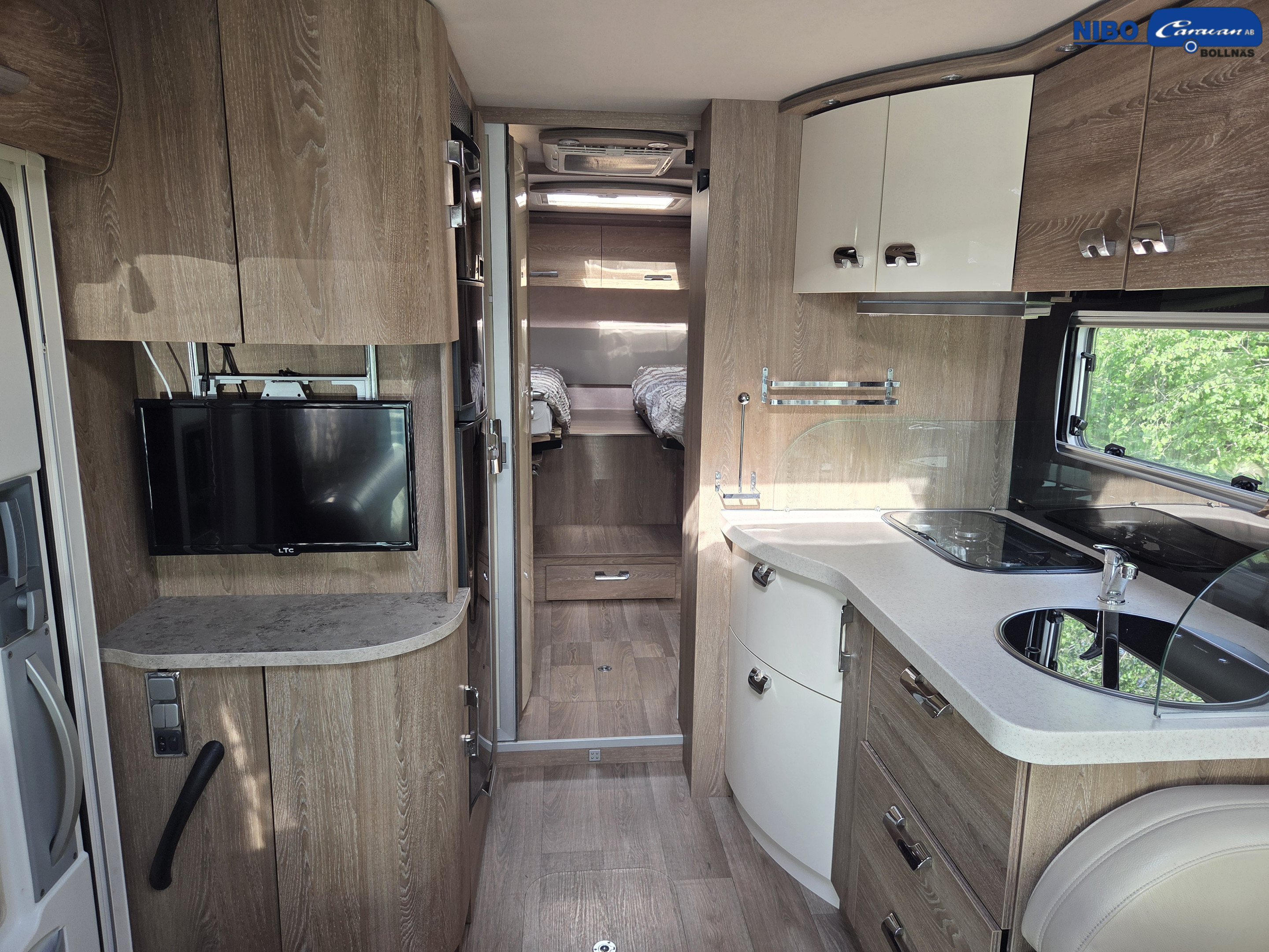 Pilote LE VOYAGEUR 853 PREMIUM CLASS - Pilote