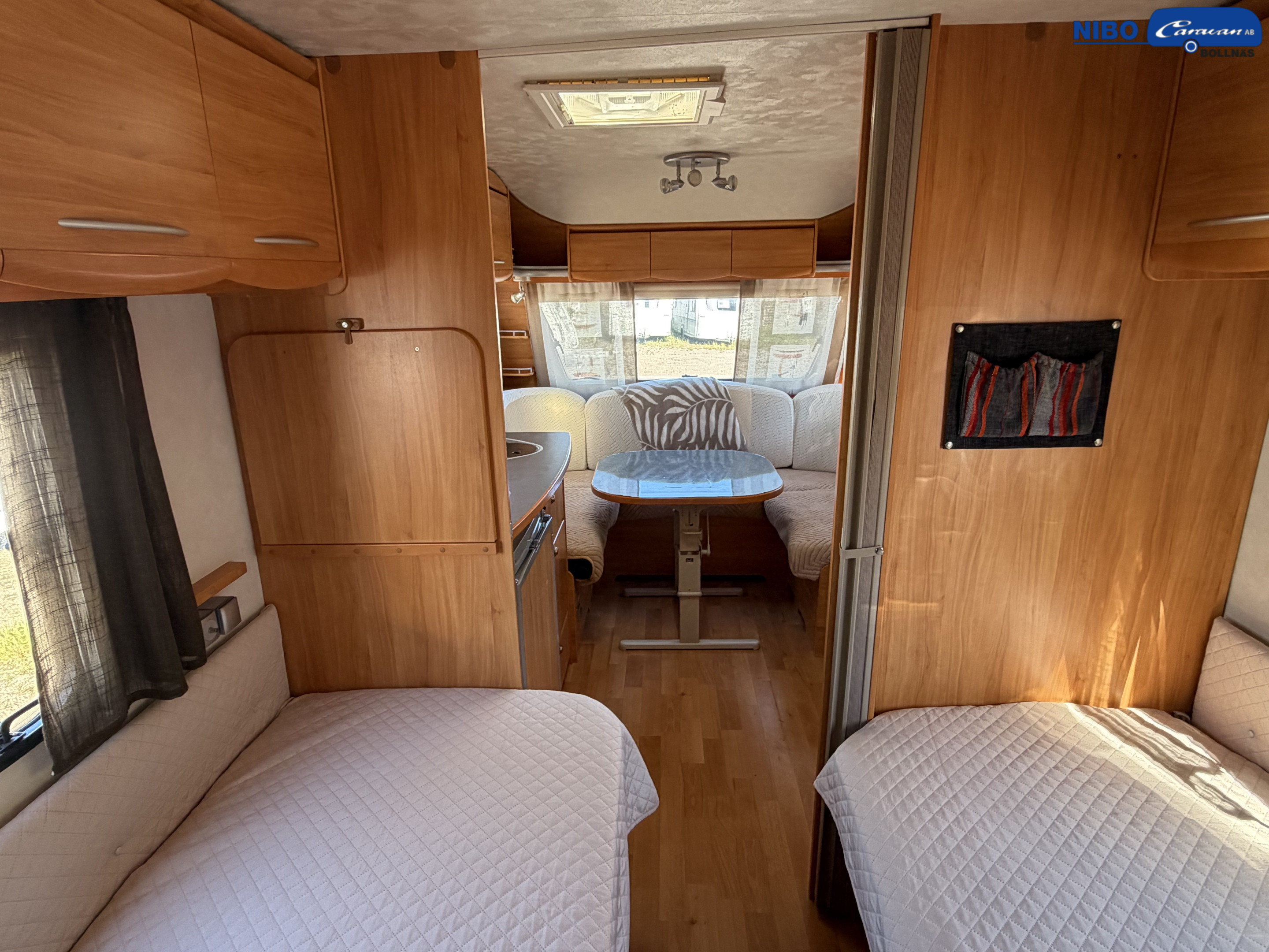 Adria ADORA 542 UT (Långbäddar) - Adria