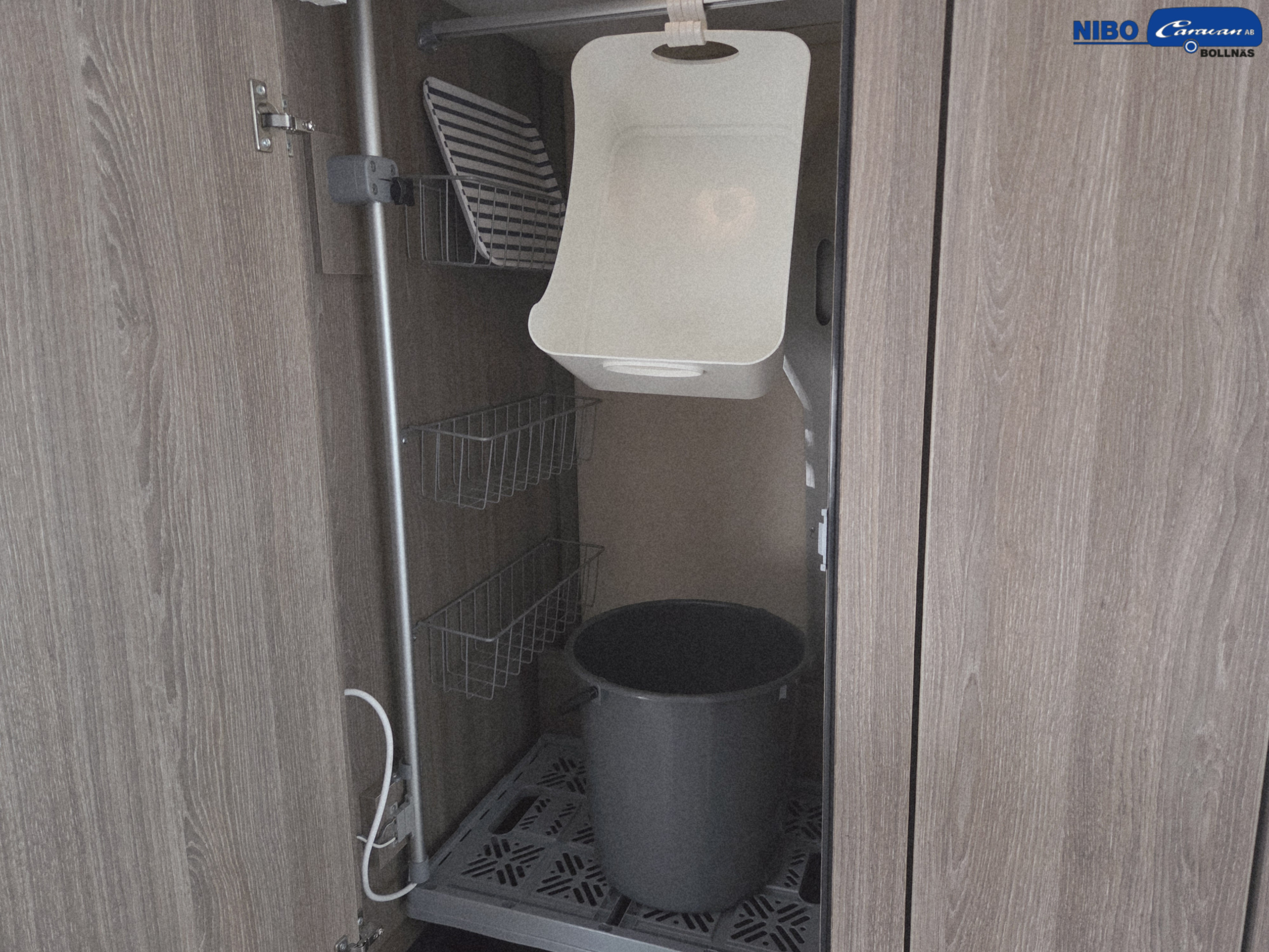 KABE TM X780 LXL  (Hydr. stödben, AC) - KABE