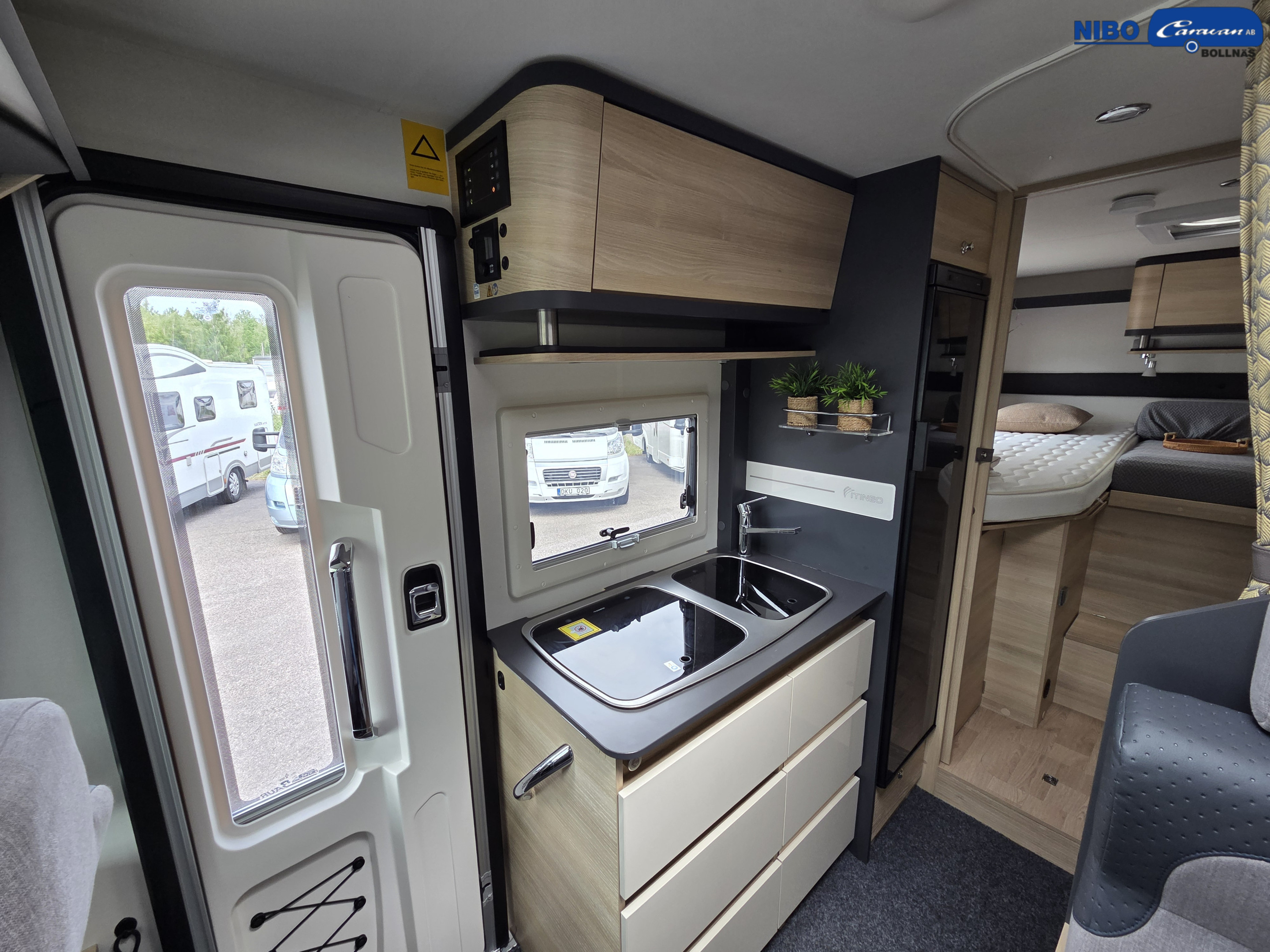 Itineo CJ660  (3500kg) - Itineo