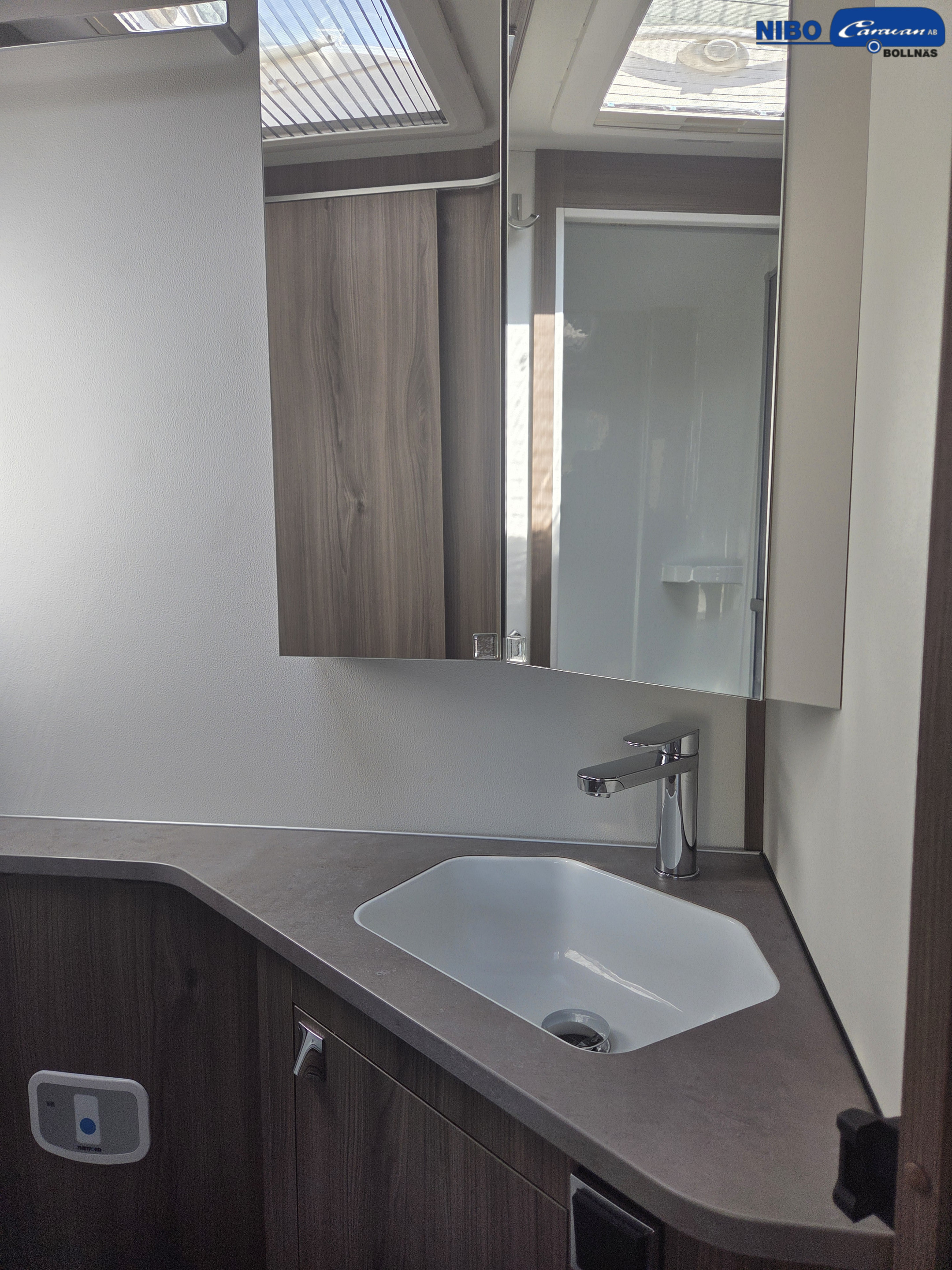 KABE Novum TMNX 750 LXL (Hydr.stödben) - KABE