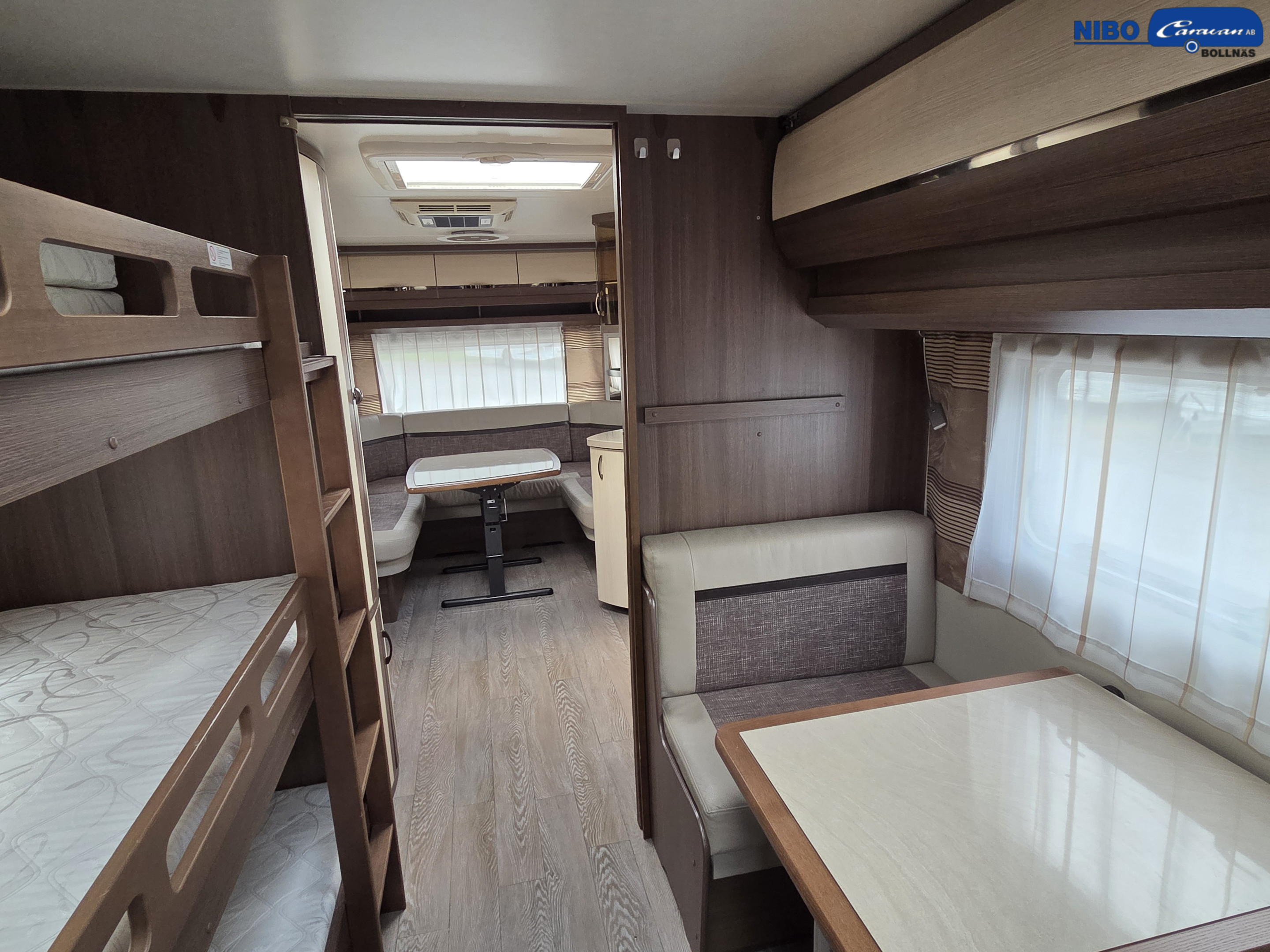 Hobby HOBBY 720 UKFE PRESTIGE (Barnkammare) - Hobby