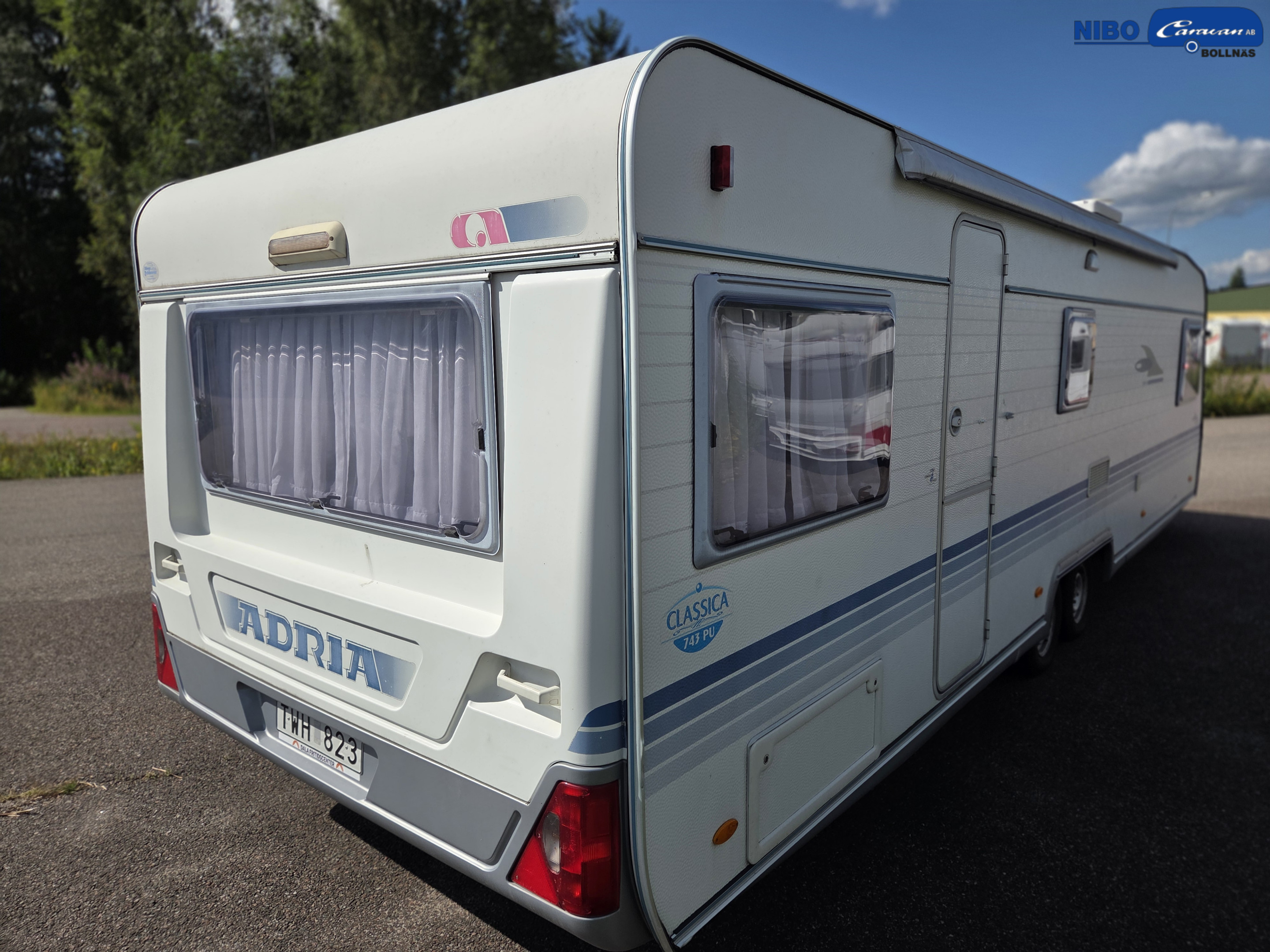 Adria UNICA C 743 PU - Adria