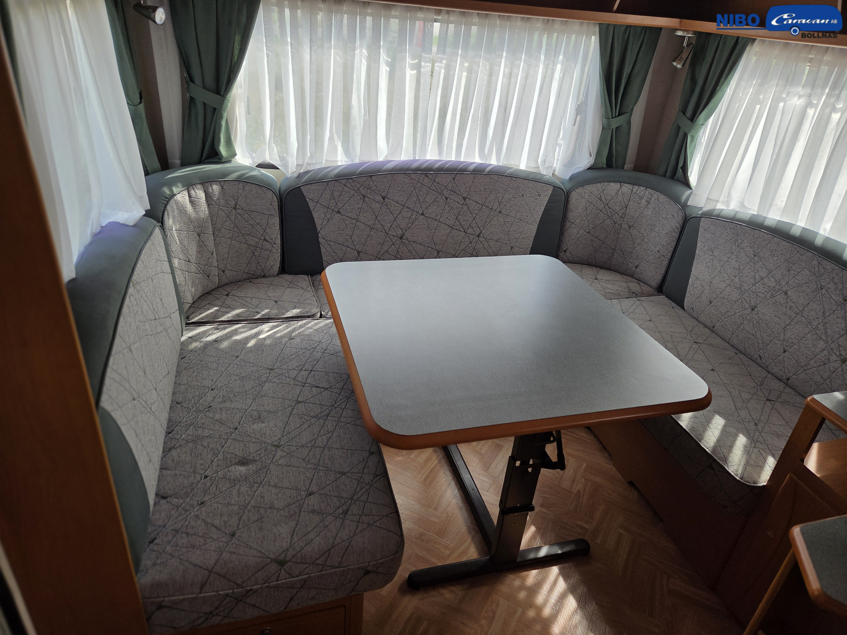 Adria UNICA C 743 PU - Adria