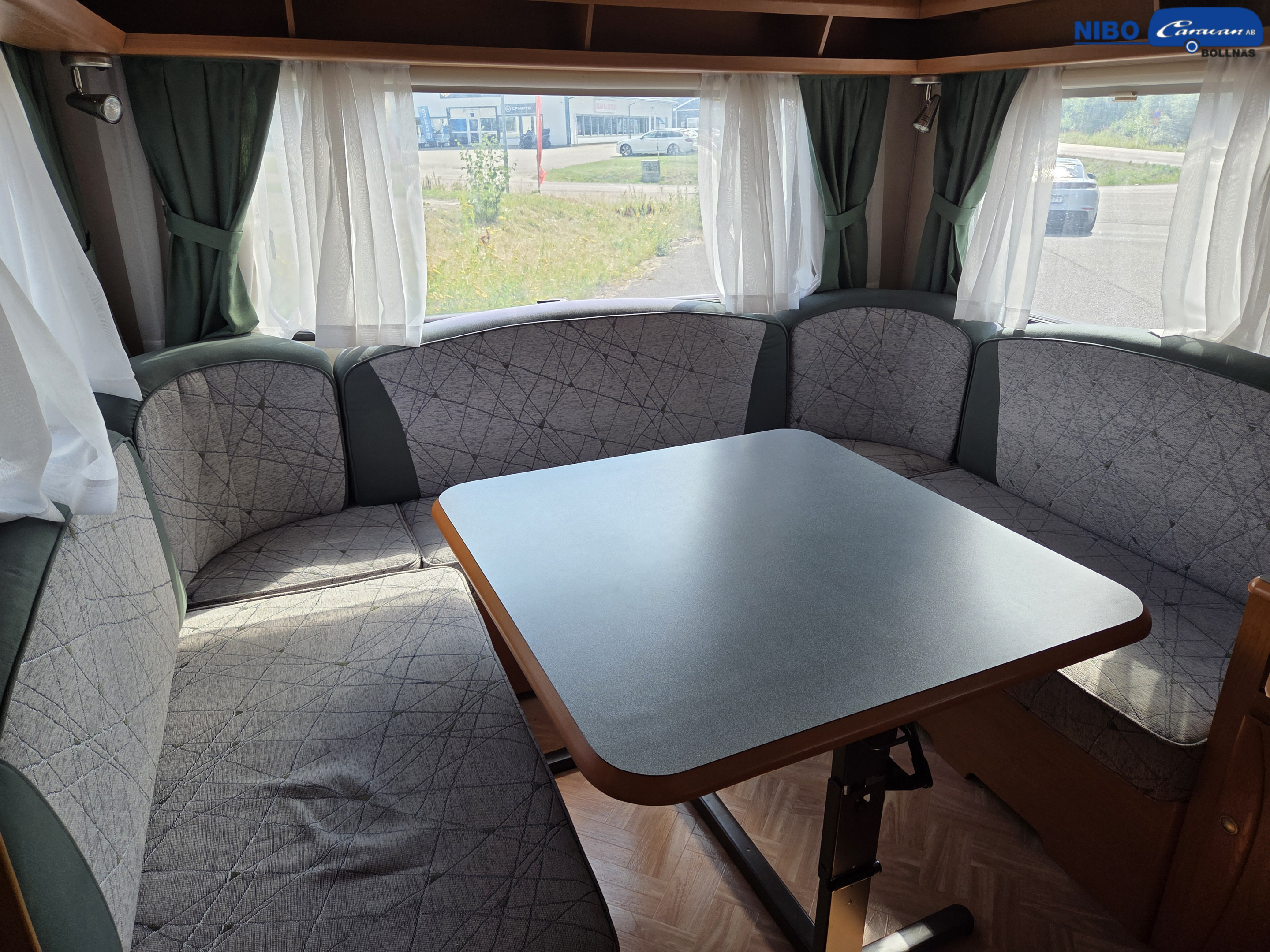 Adria UNICA C 743 PU - Adria