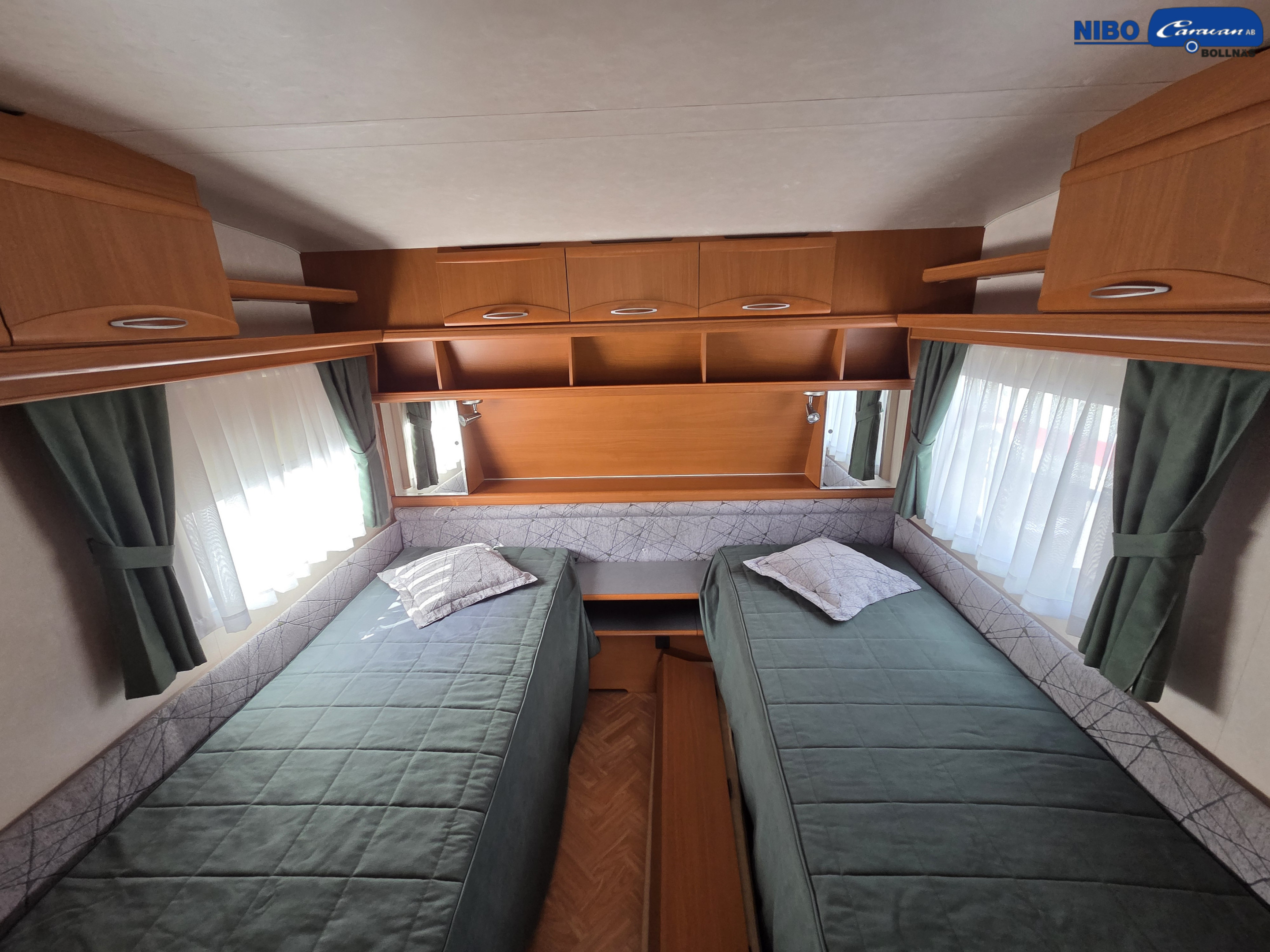 Adria UNICA C 743 PU - Adria