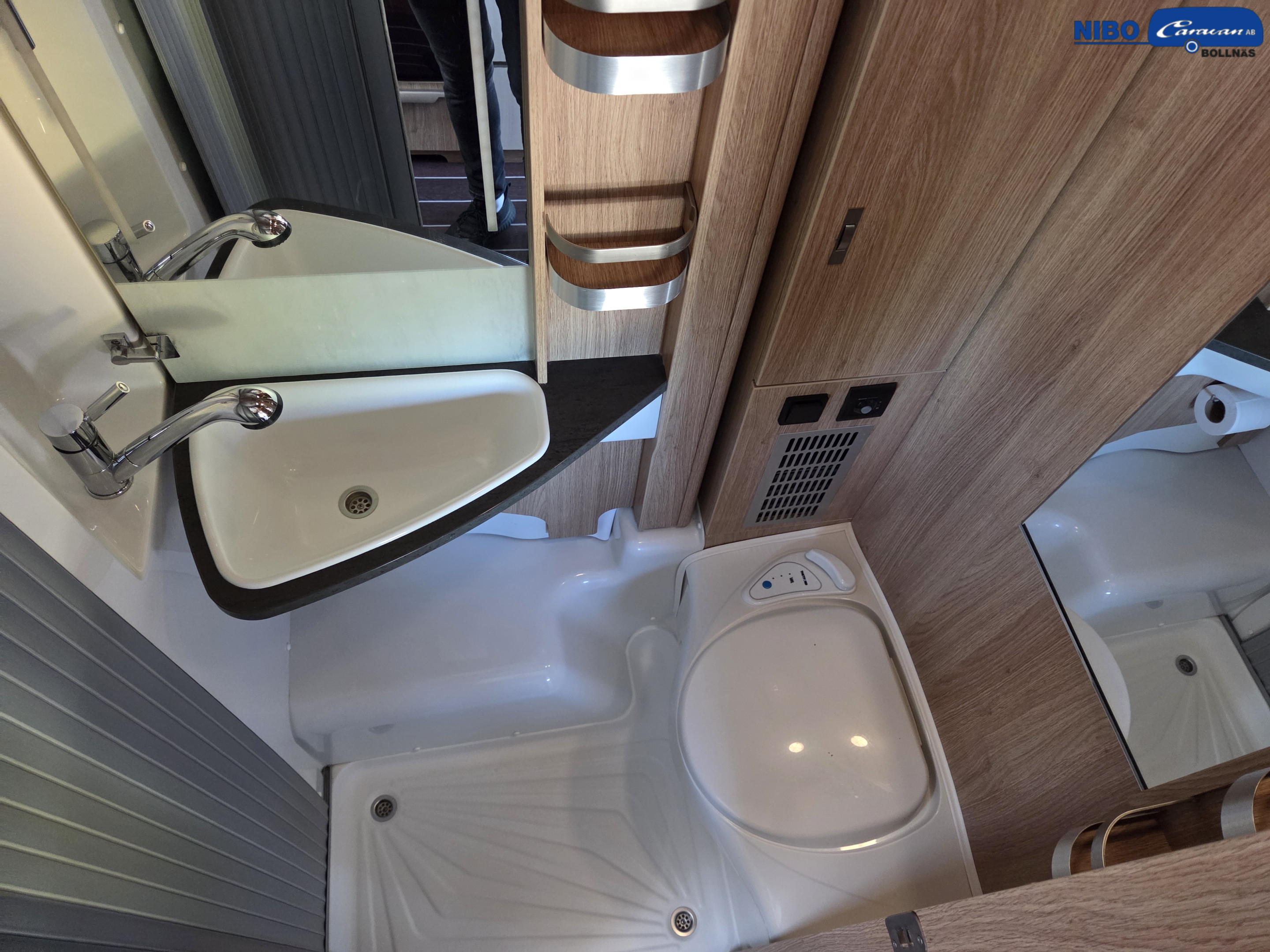 Knaus 650 MEG Sky wave (3500Kg) - Knaus