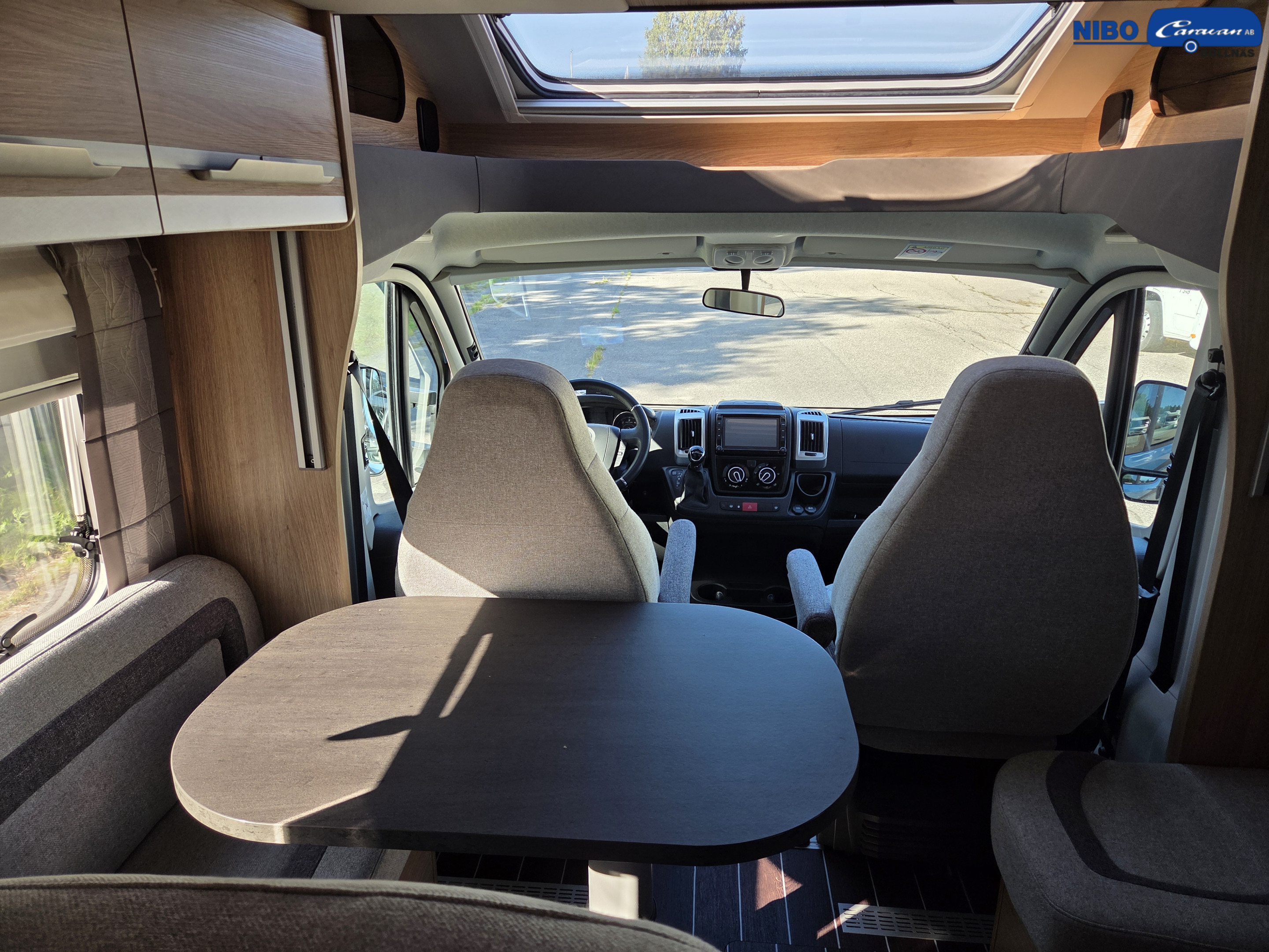 Knaus 650 MEG Sky wave (3500Kg) - Knaus