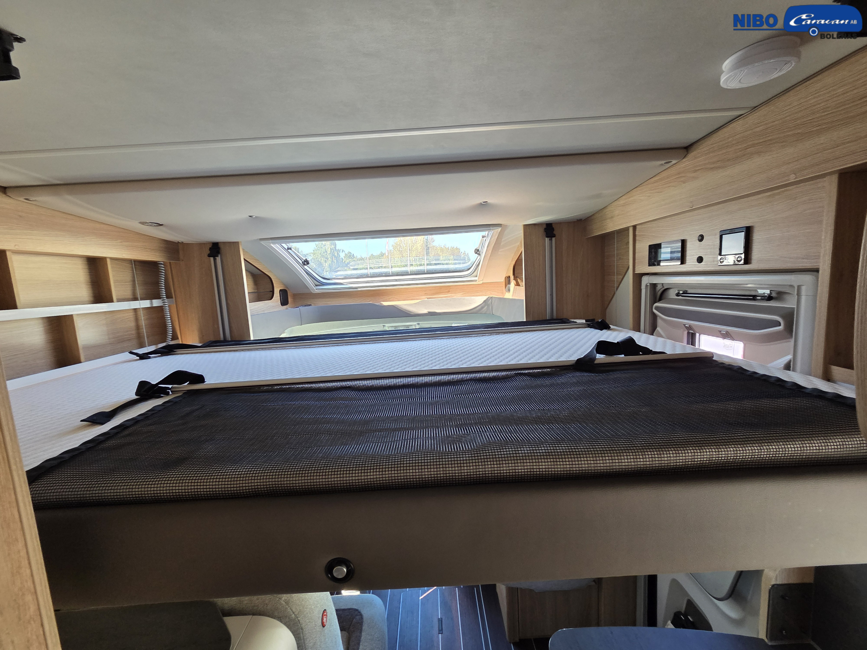 Knaus 650 MEG Sky wave (3500Kg) - Knaus