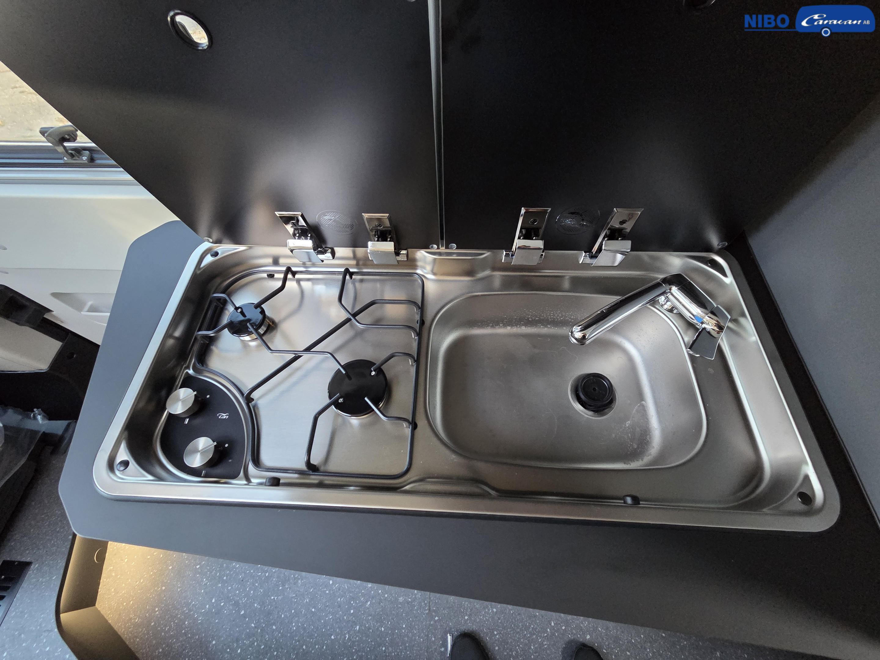 Adria TWIN SELECT 640 SLB - FIAT 6E 2,2 140HP 35H - Adria