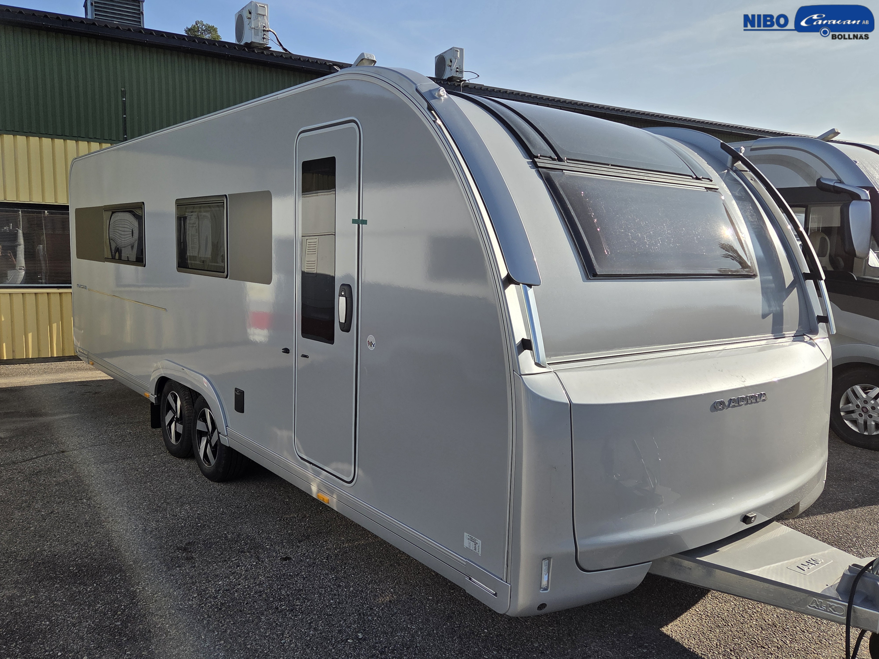 ALPINA 663 HT - Adria