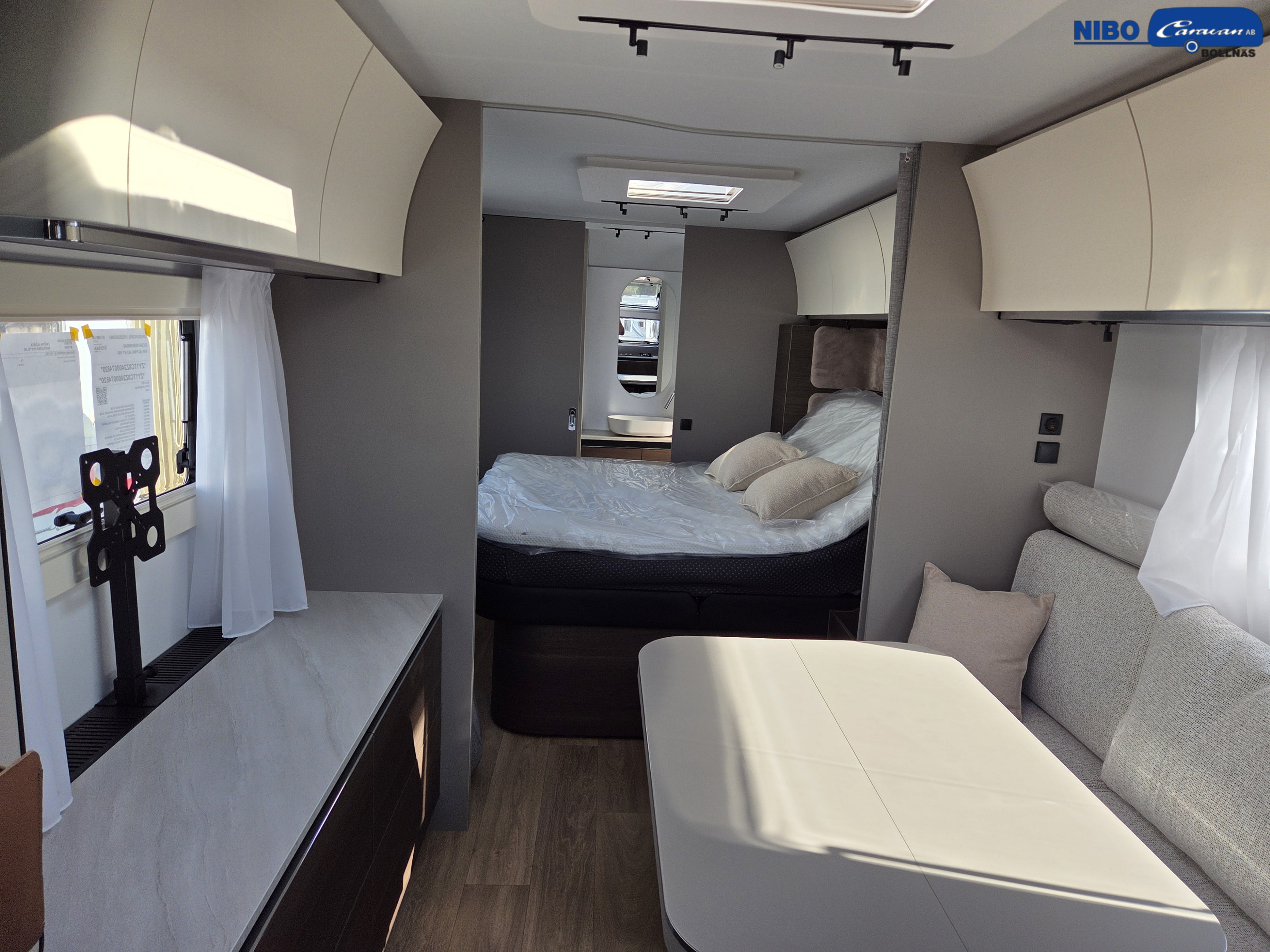 Adria ALPINA 663 HT - Adria