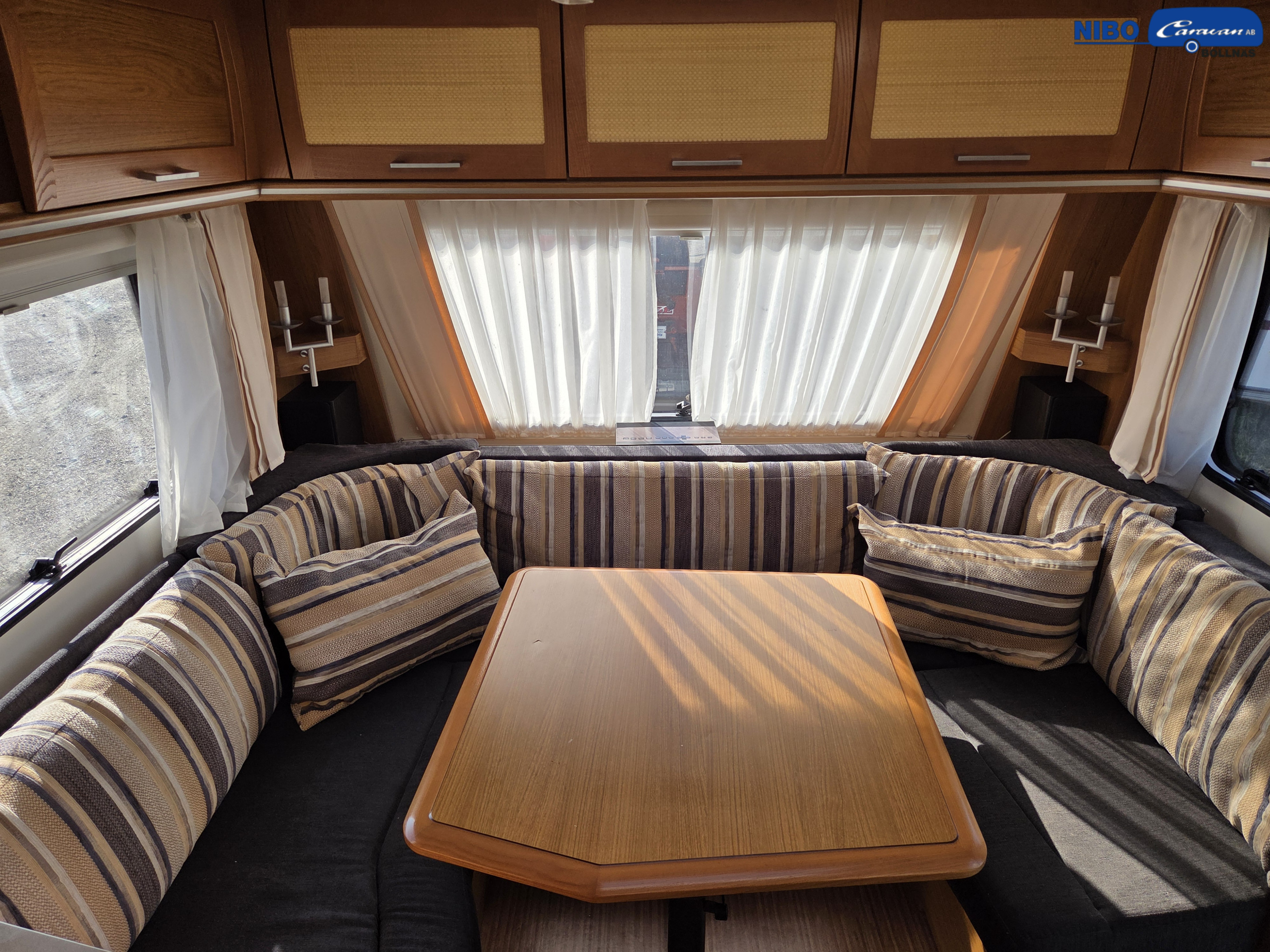 Knaus ROYALE 680 (Barnkammare) - Knaus