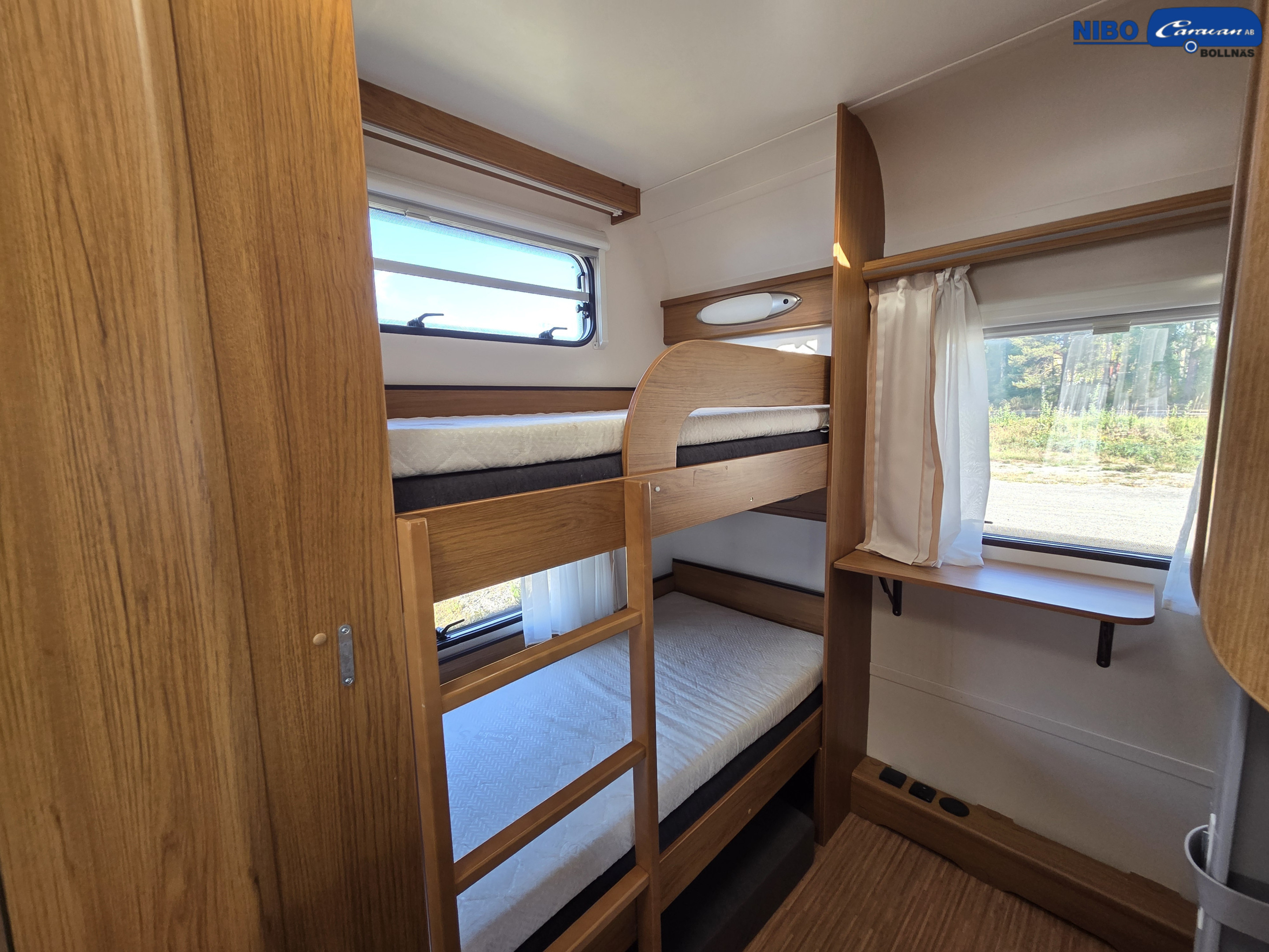 Knaus ROYALE 680 (Barnkammare) - Knaus