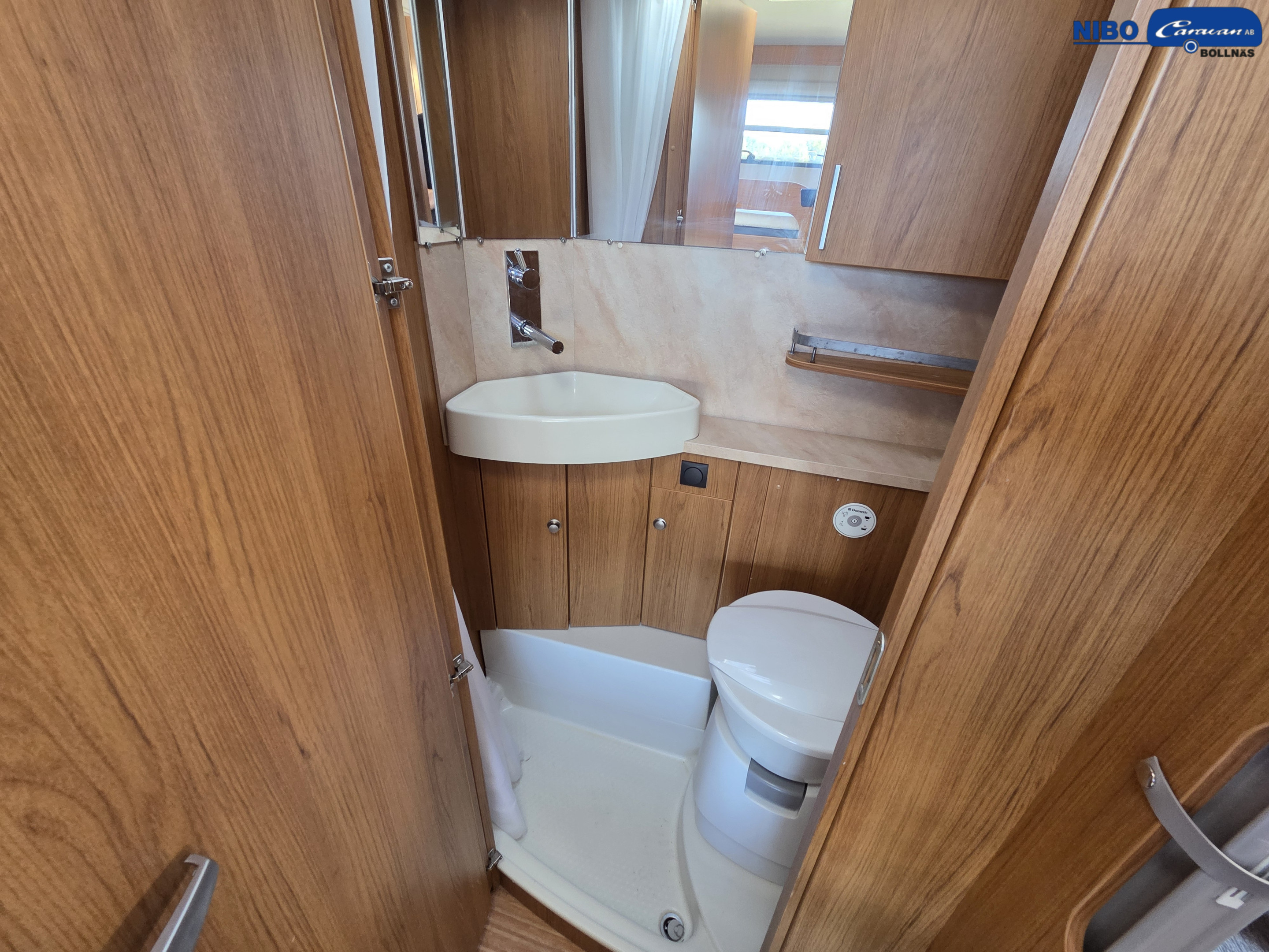 Knaus ROYALE 680 (Barnkammare) - Knaus