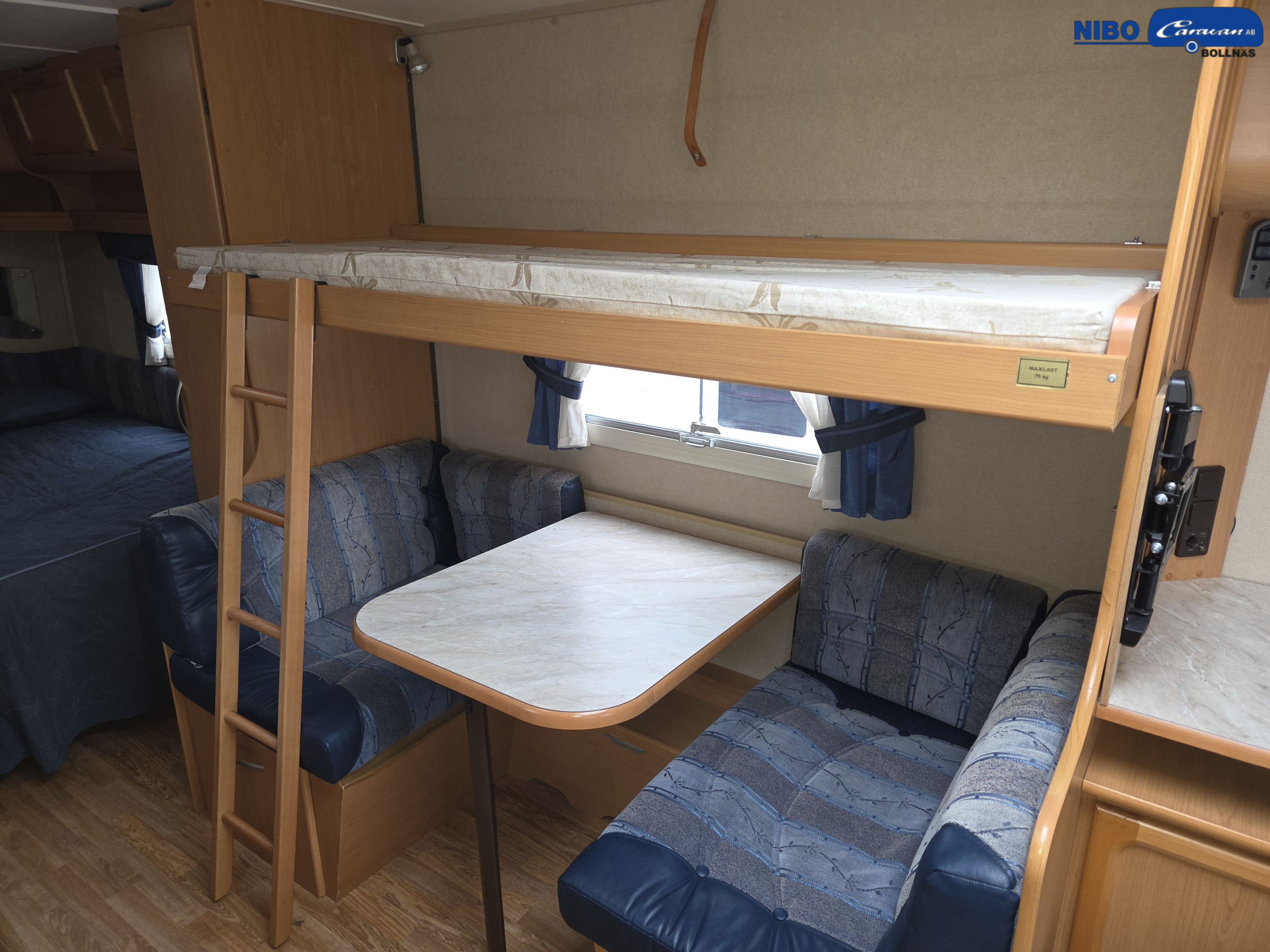 KABE ROYAL 720 GXL KS (Överbäddskåp) - KABE