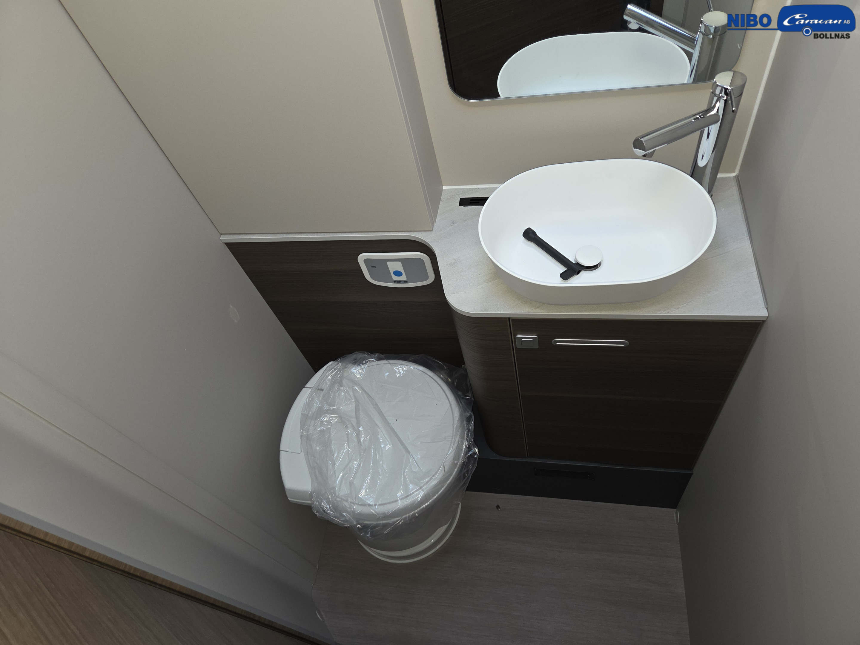 Adria CORAL SUPREME 670 SL - Fiat MultiJet3 180HP (131 kW) HD 44H - Adria